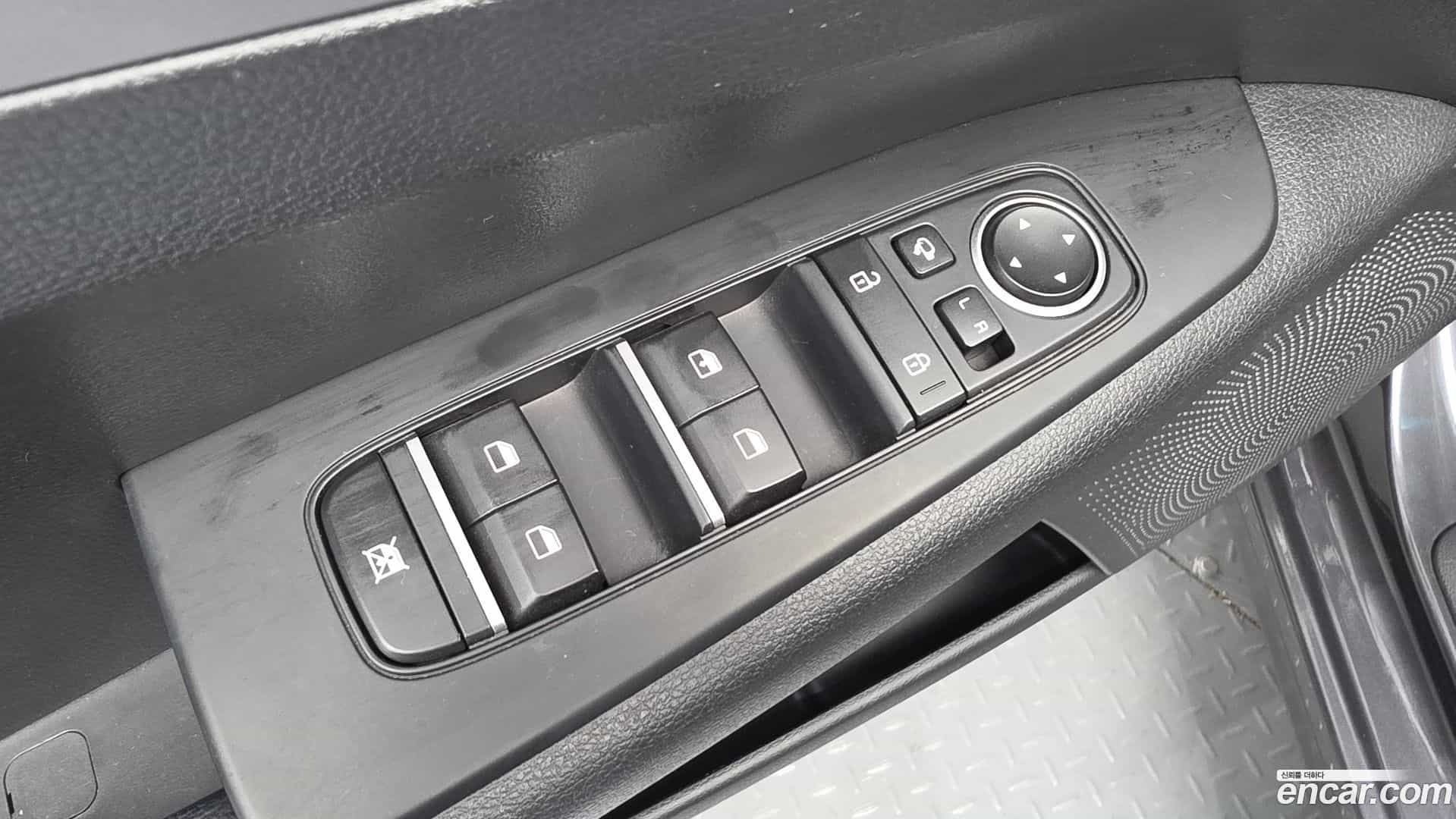 K3 Kia 2023.1-OPTION-018