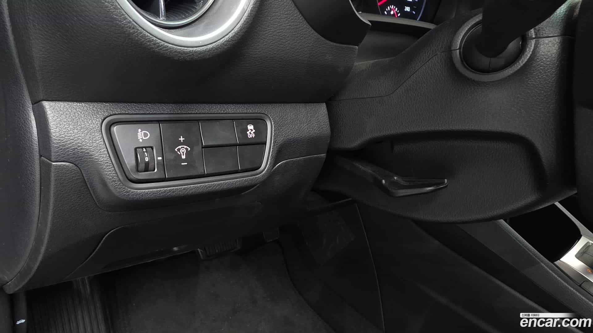 K3 Kia 2023.1-OPTION-019