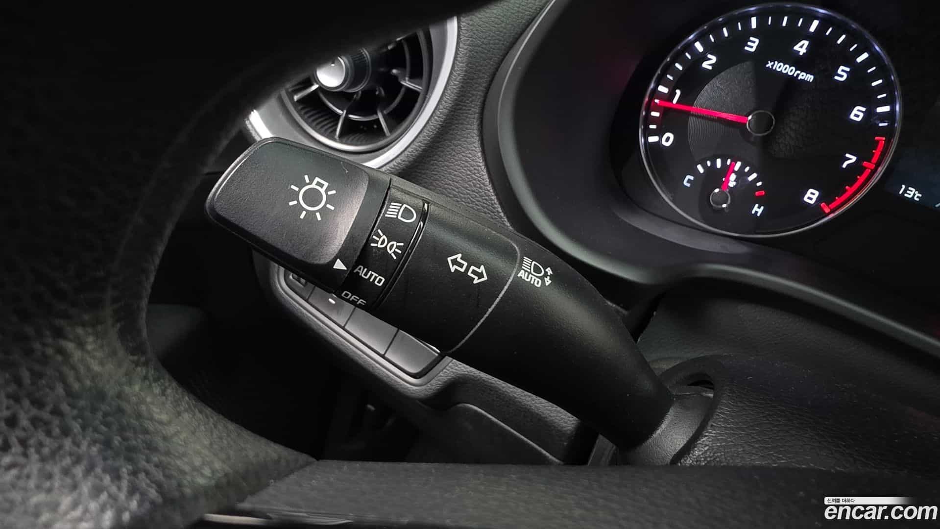 K3 Kia 2023.1-OPTION-020