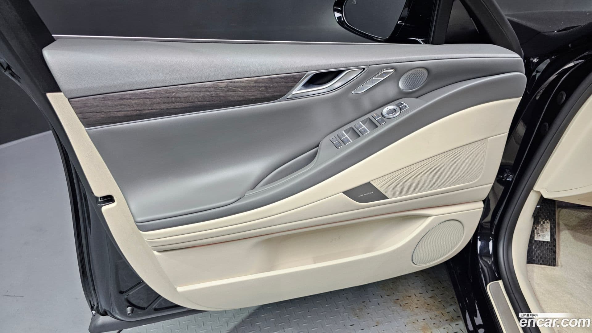 Main__Slider__Photo:G80 Genesis 2024.3-23