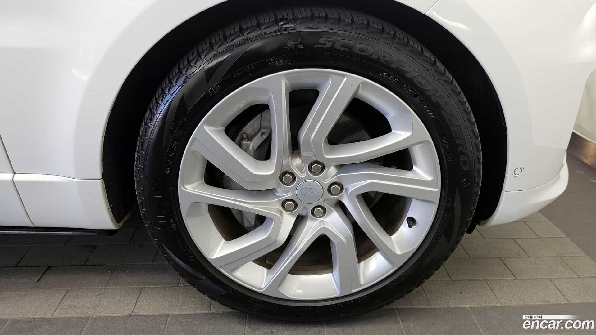 Range Rover Sport Land Rover 2022.10-OUTER-031