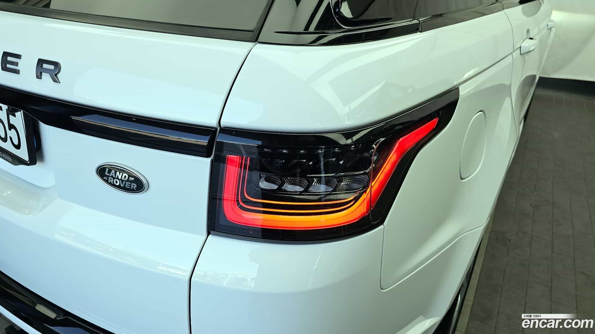 Range Rover Sport Land Rover 2022.10-OUTER-033