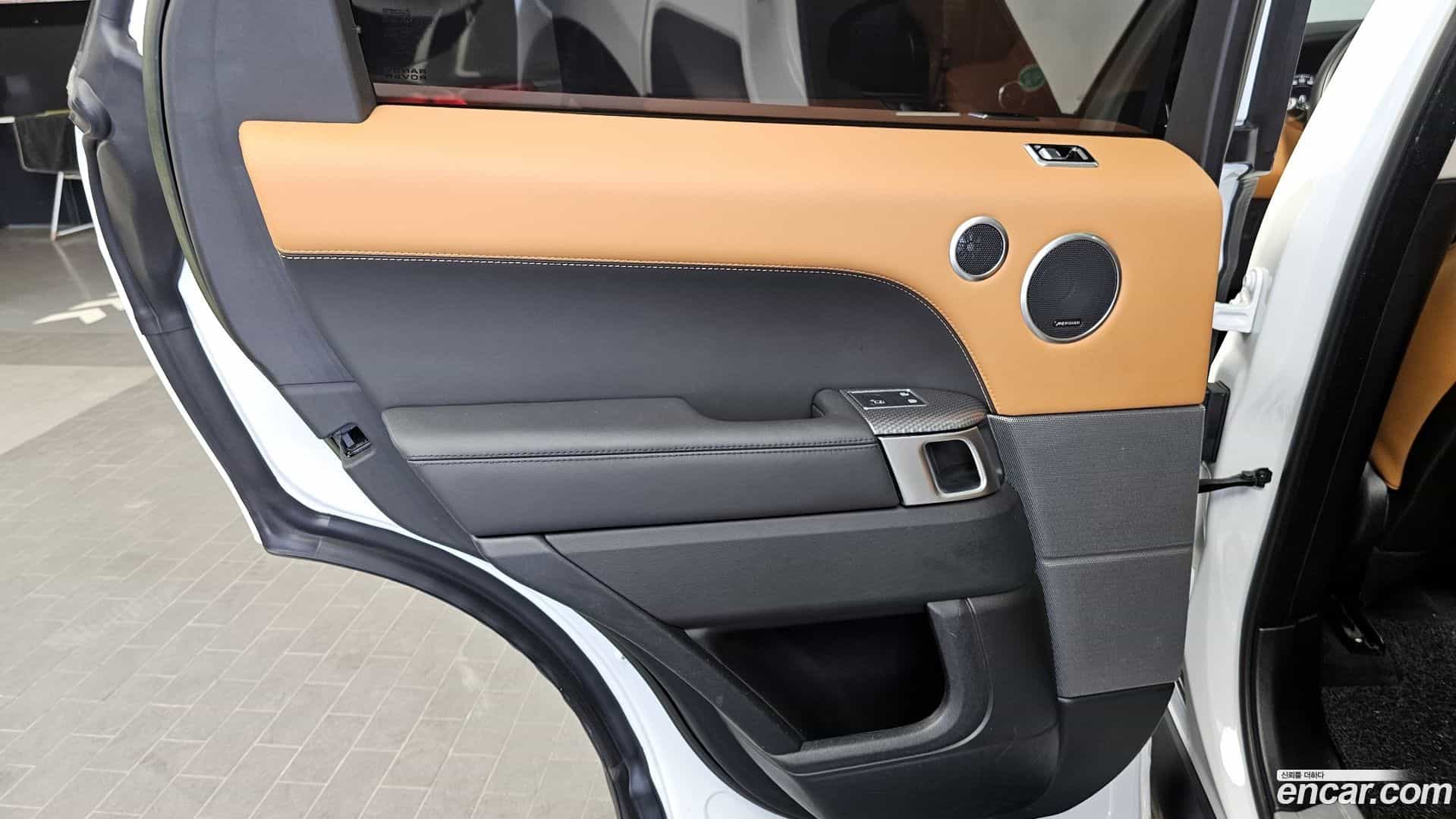 Range Rover Sport Land Rover 2022.10-INNER-035