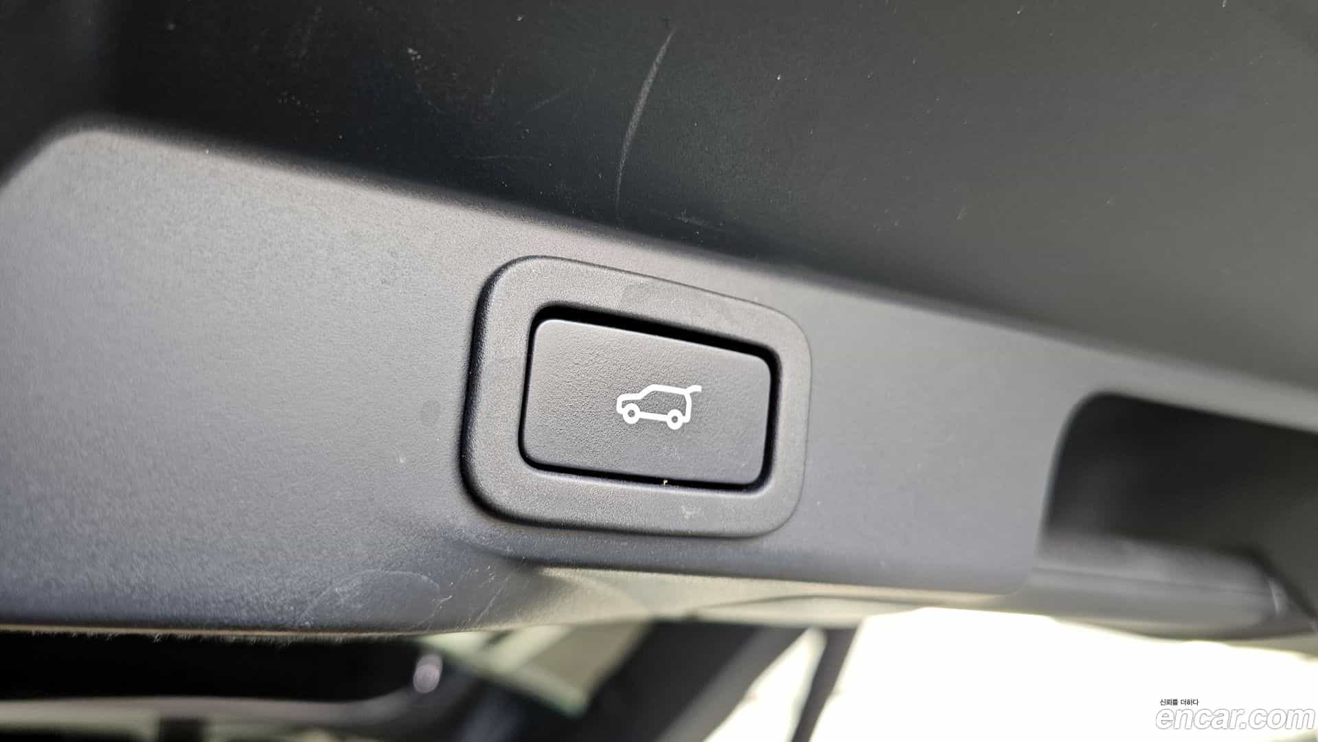 Range Rover Sport Land Rover 2022.10-OPTION-046