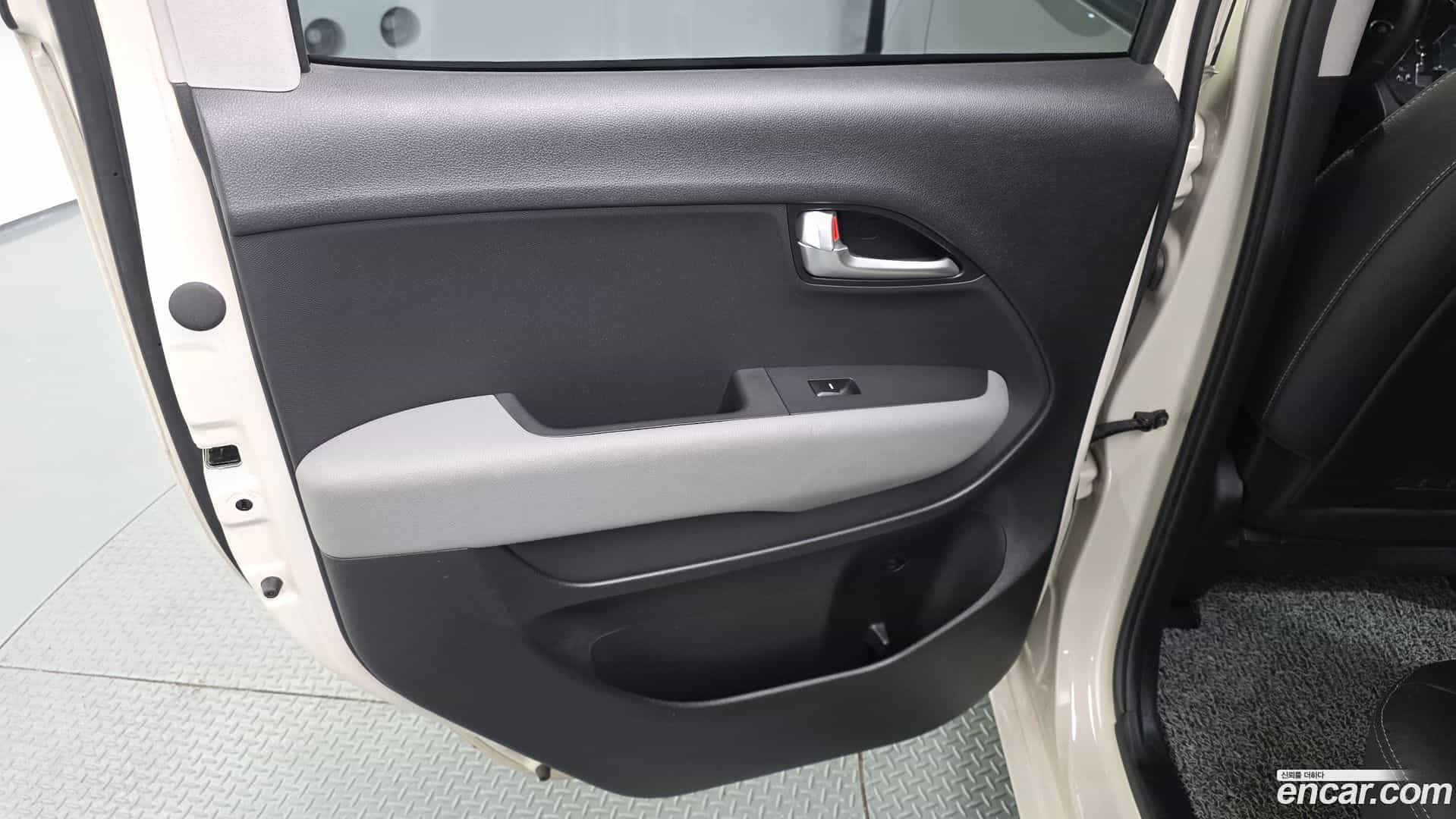 RAY Kia 2024.2-INNER-035