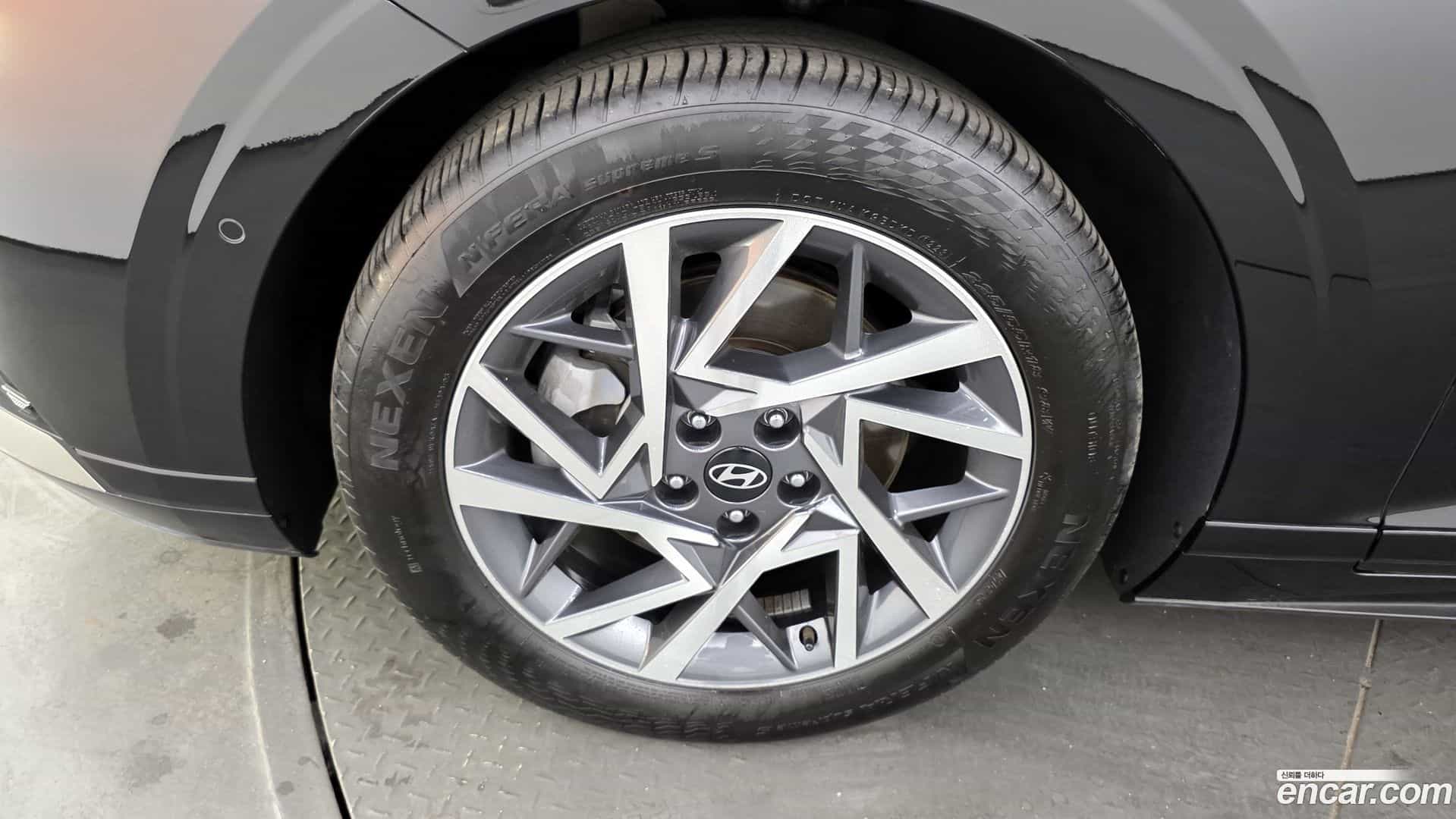 Grandeur Hyundai 2023.3-OUTER-005