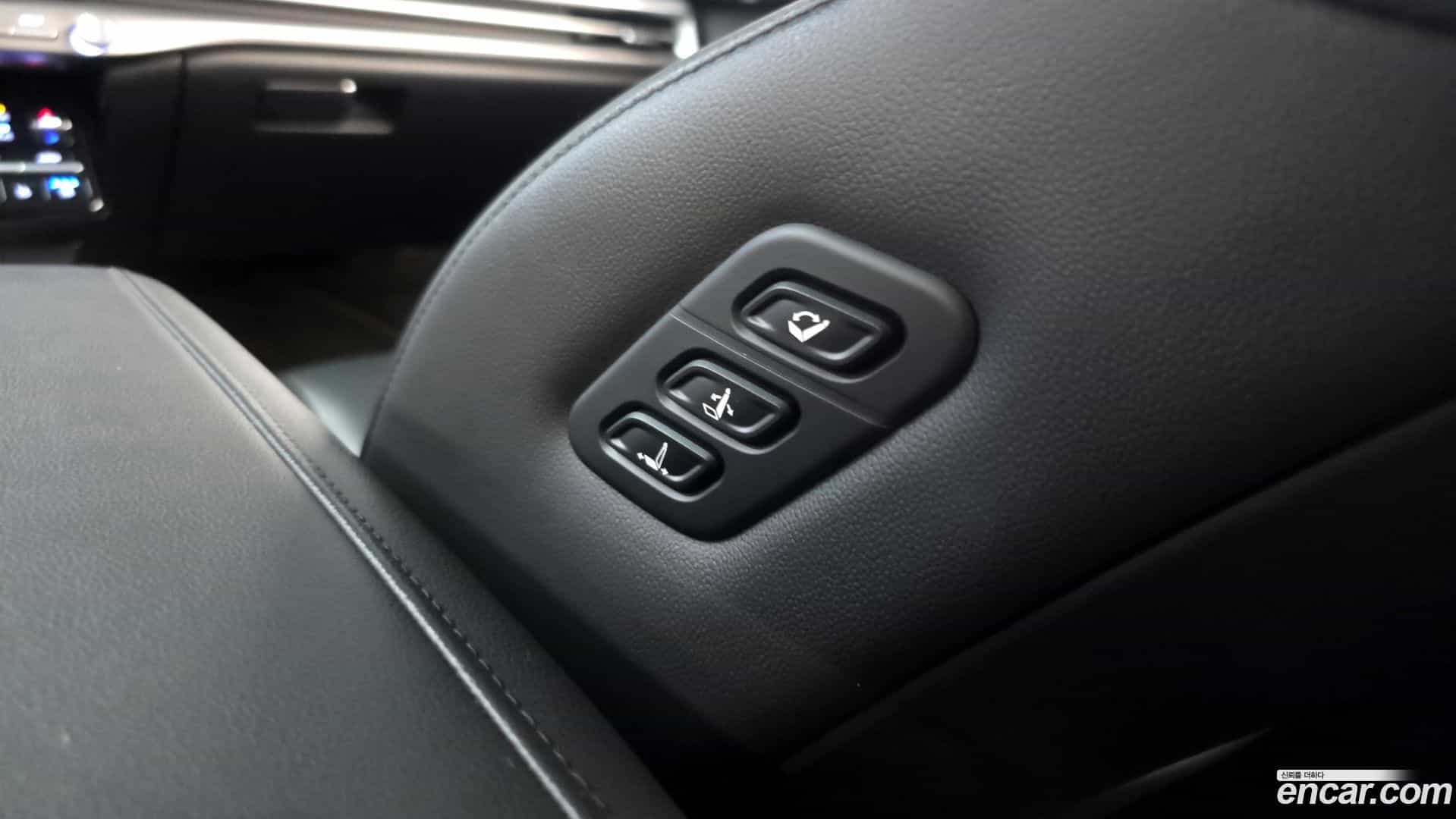 Grandeur Hyundai 2023.3-OPTION-041