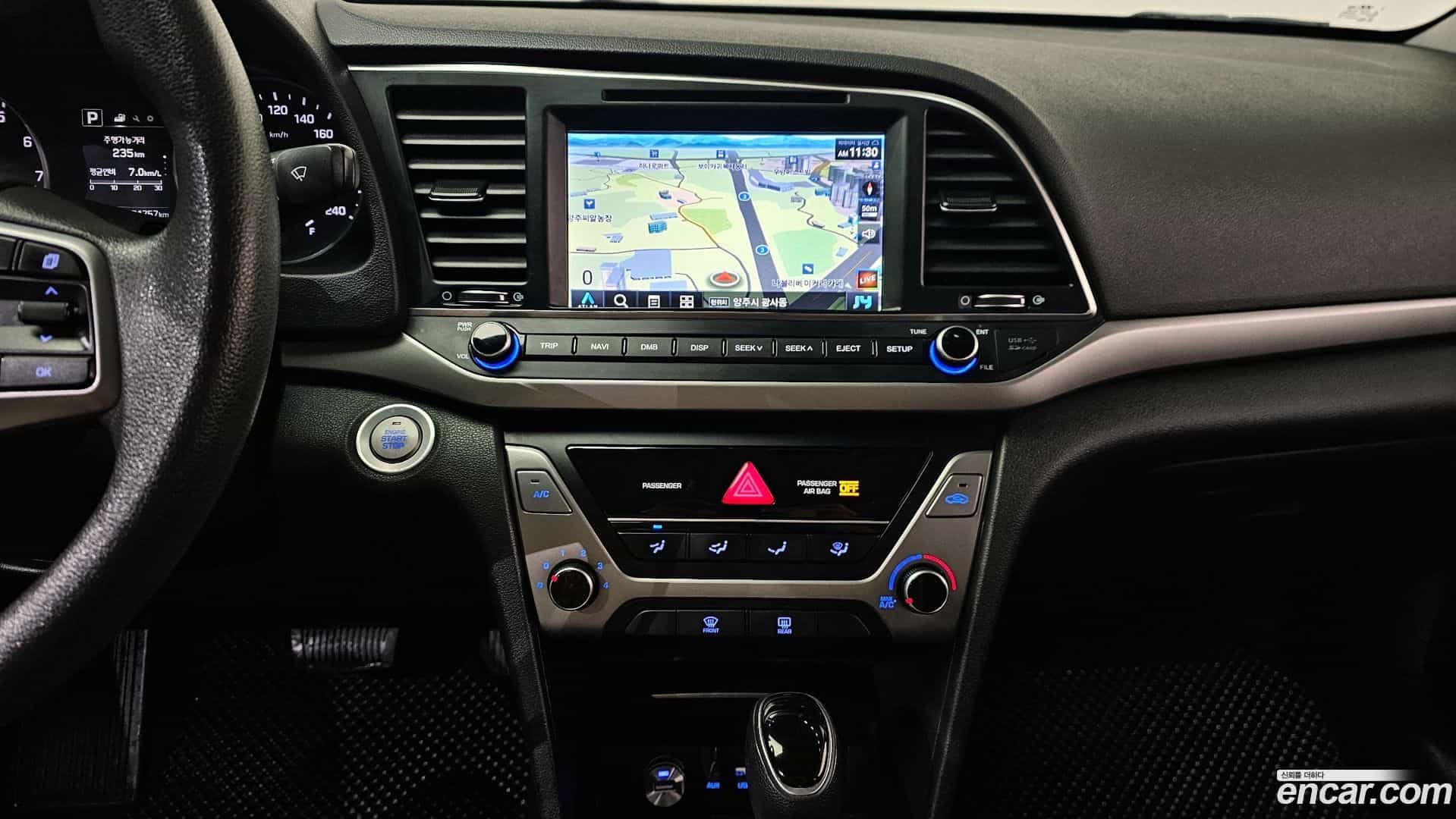 AVANTE Hyundai 2017.10-OPTION-017