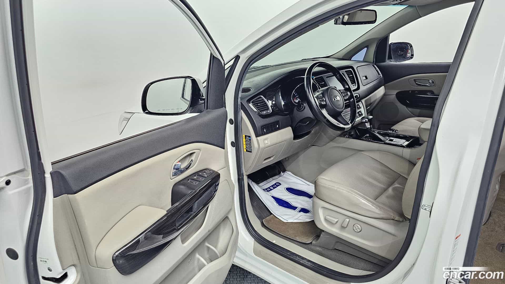 Canival Kia 2020.0-INNER-010