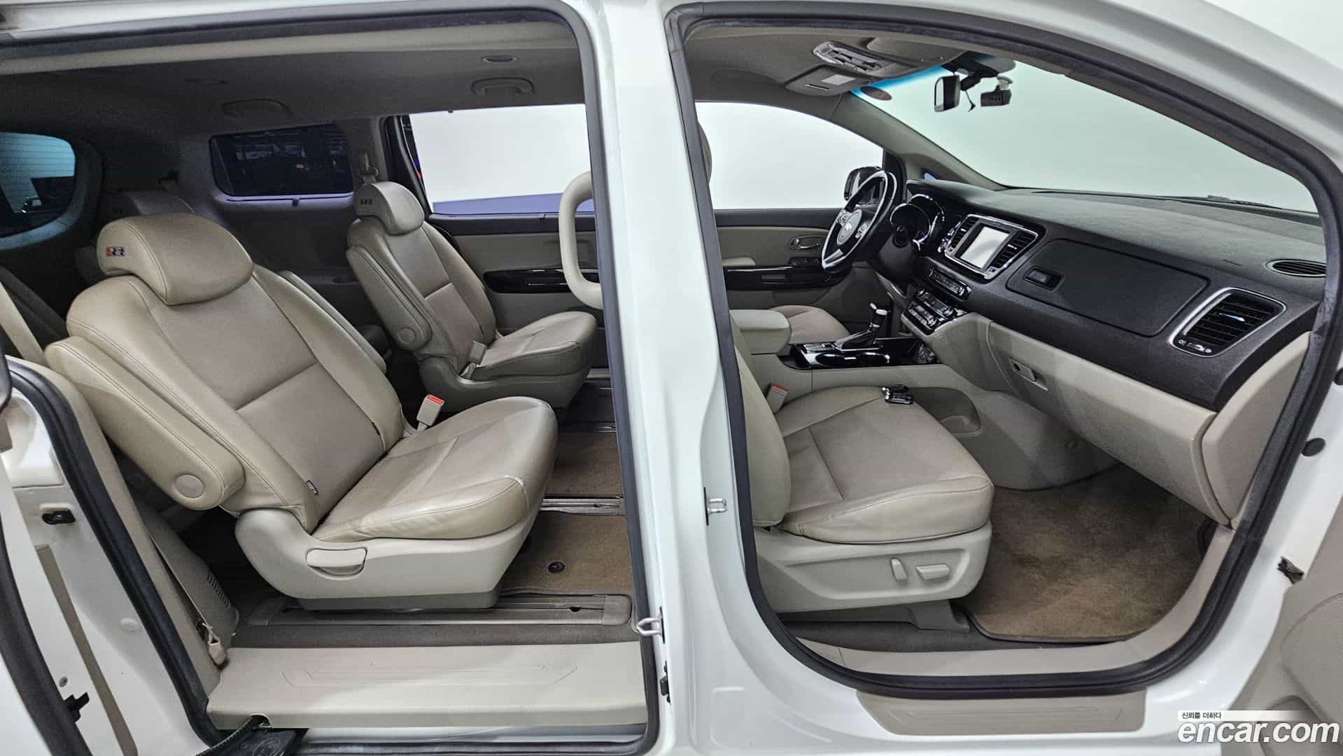 Canival Kia 2020.0-INNER-036