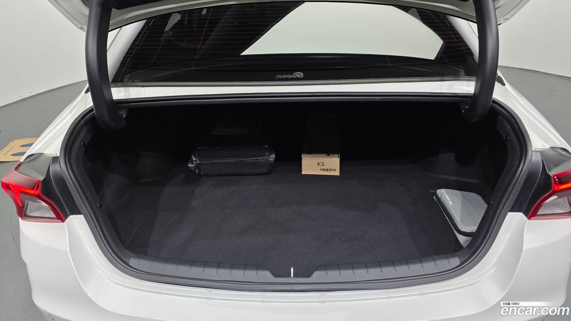 Main__Slider__Photo:K5 Kia 2023.2-29