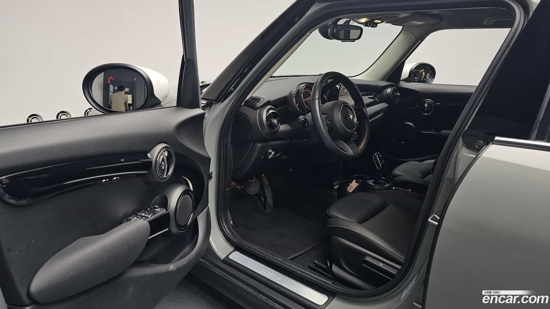 Cooper Mini 2021.6-INNER-010