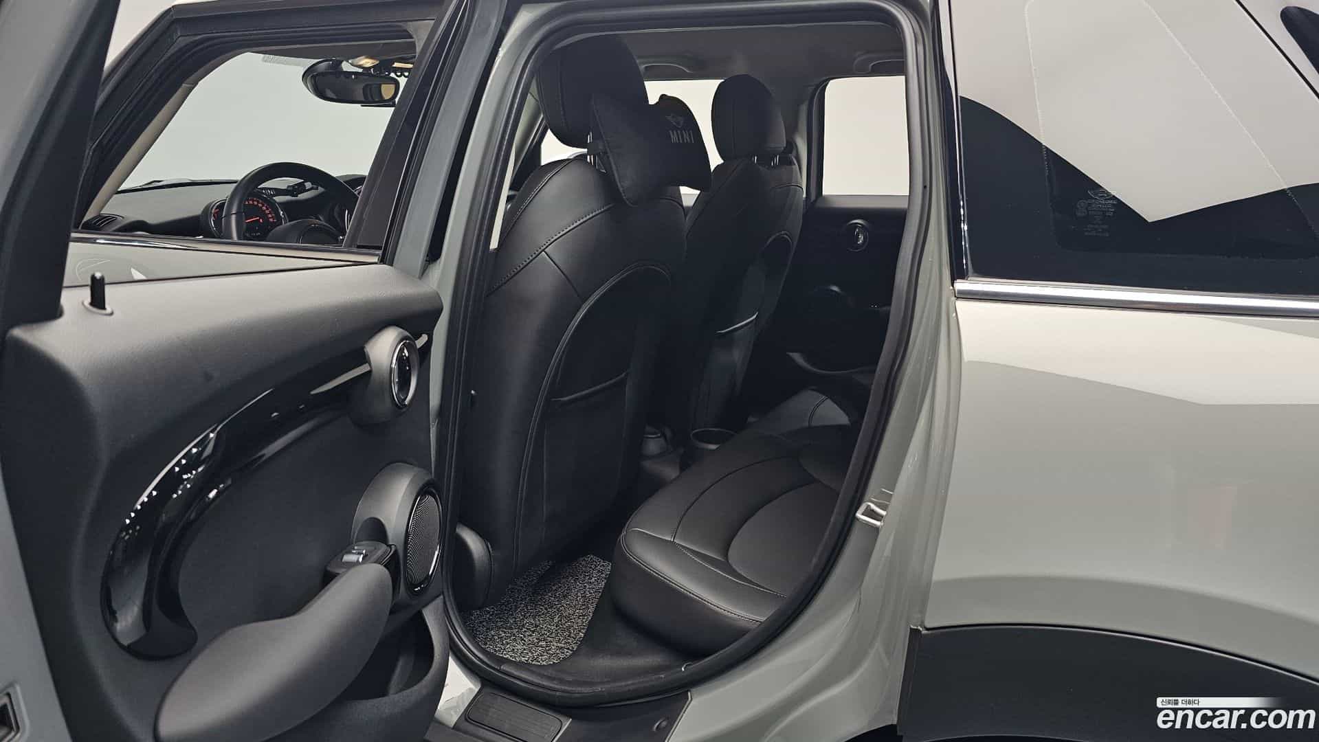 Cooper Mini 2021.6-OPTION-015