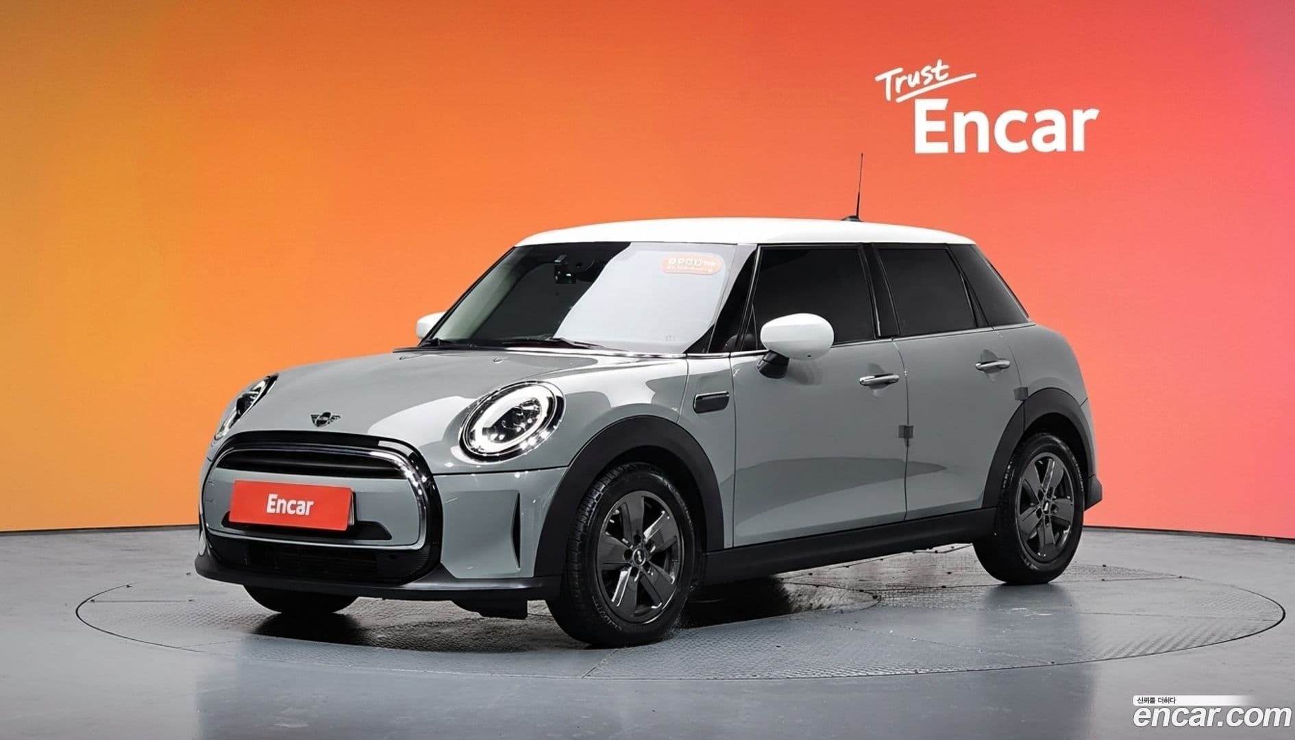Main__Slider__Photo:Cooper Mini 2021.6-0