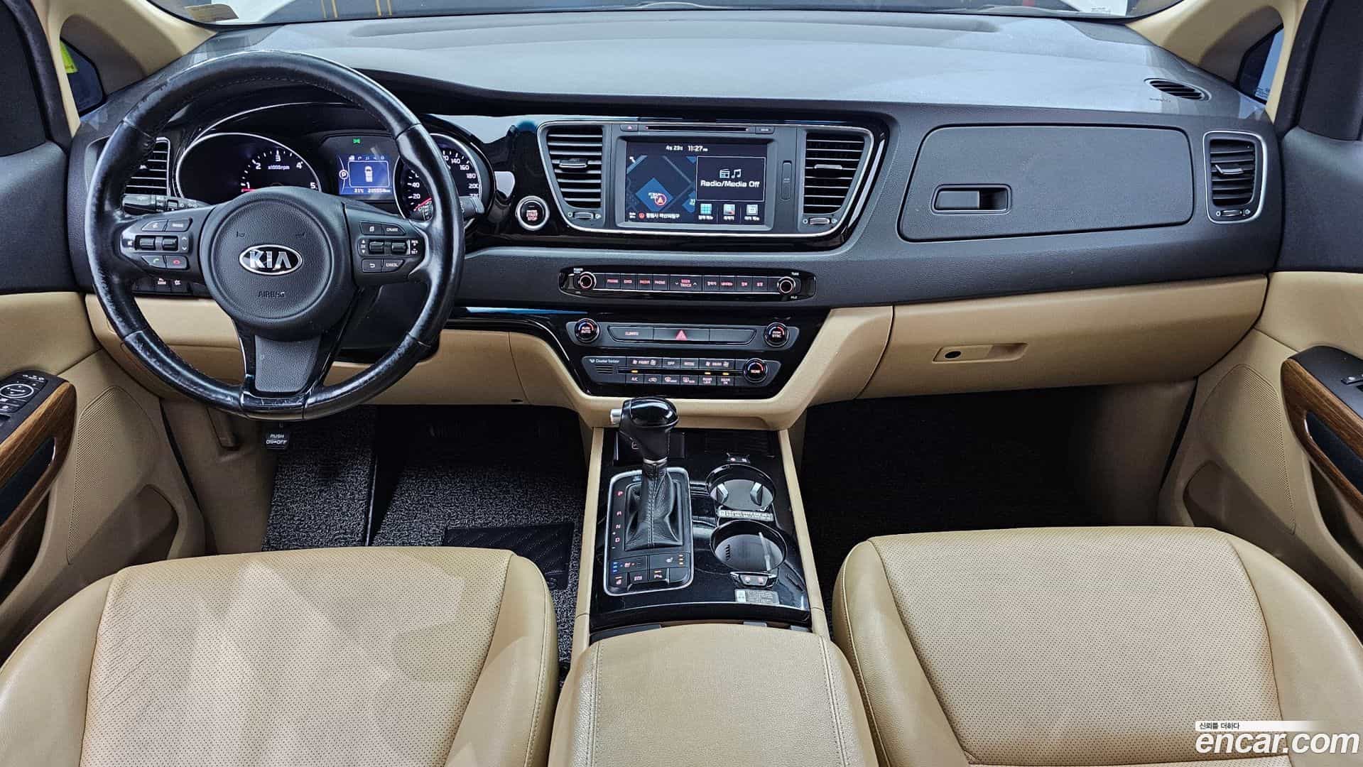 Canival Kia 2015.1-INNER-007