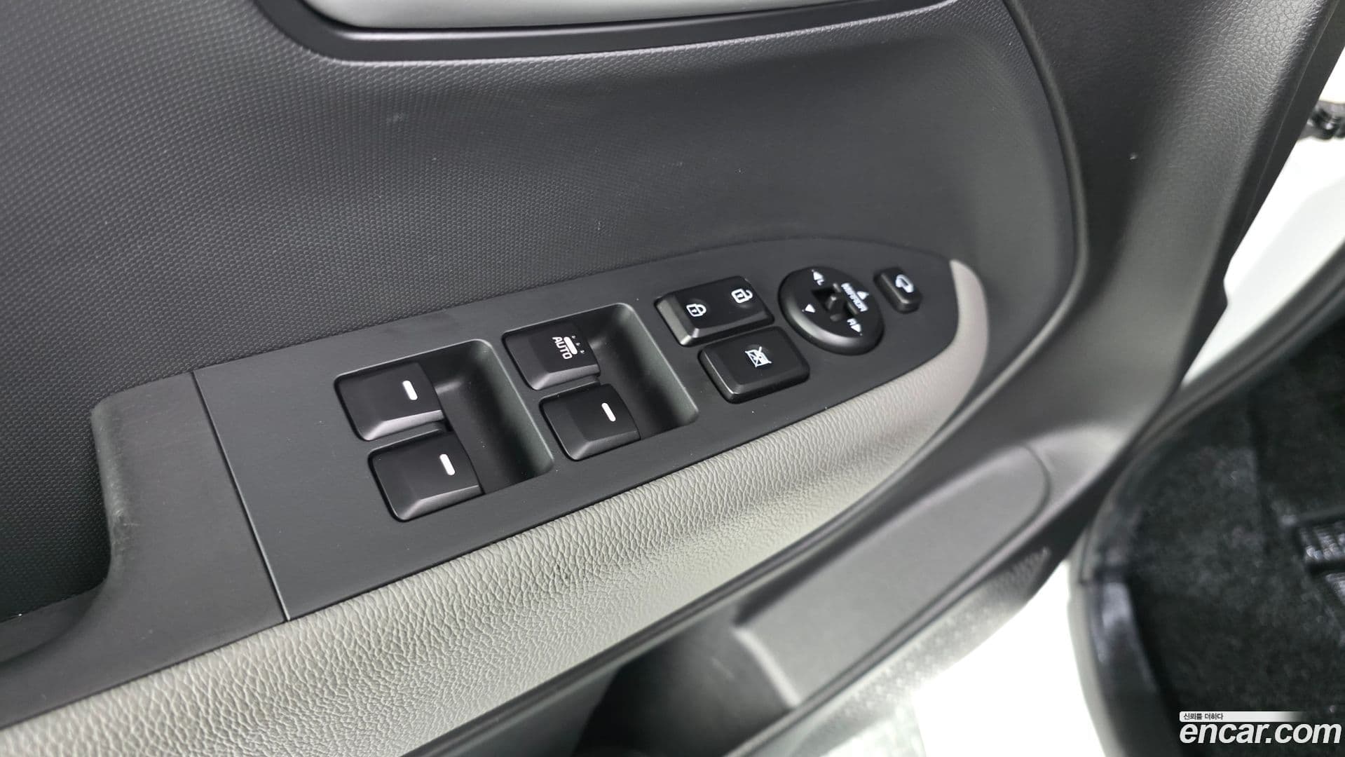 Main__Slider__Photo:RAY Kia 2023.9-32