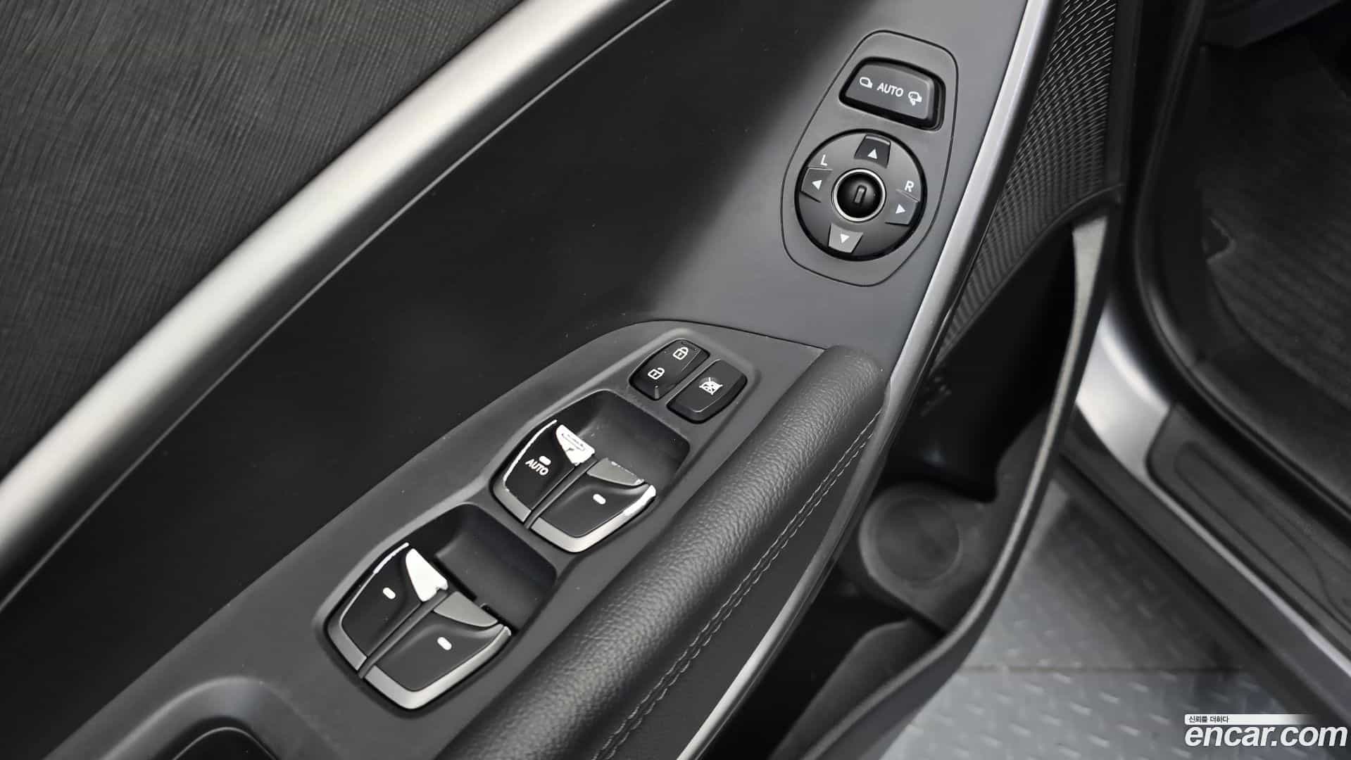 Santafe Hyundai 2016.9-OPTION-043