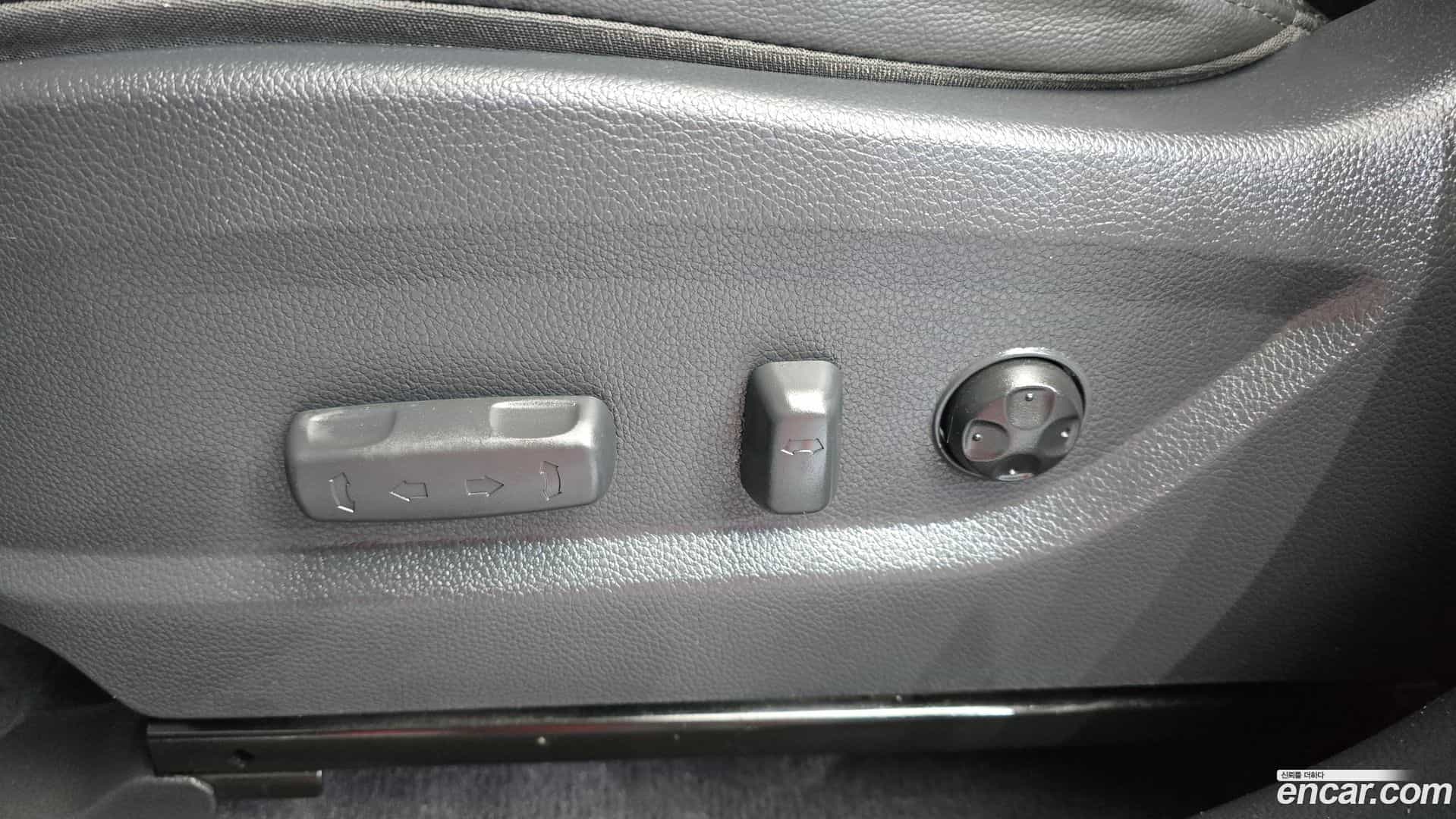 Santafe Hyundai 2016.9-OPTION-044