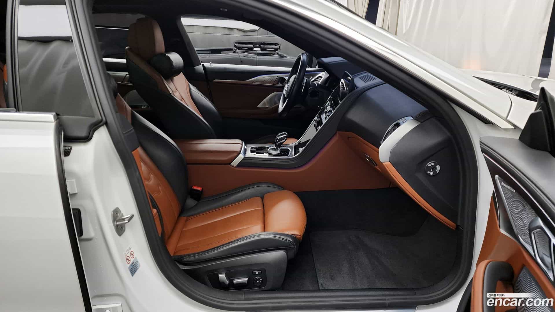8-Series BMW 2021.6-OPTION-015