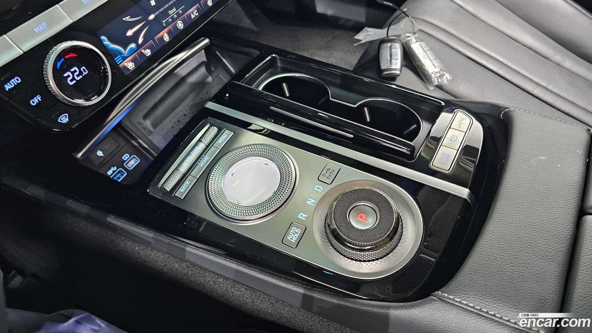 G80 Genesis 2022.4-INNER-009
