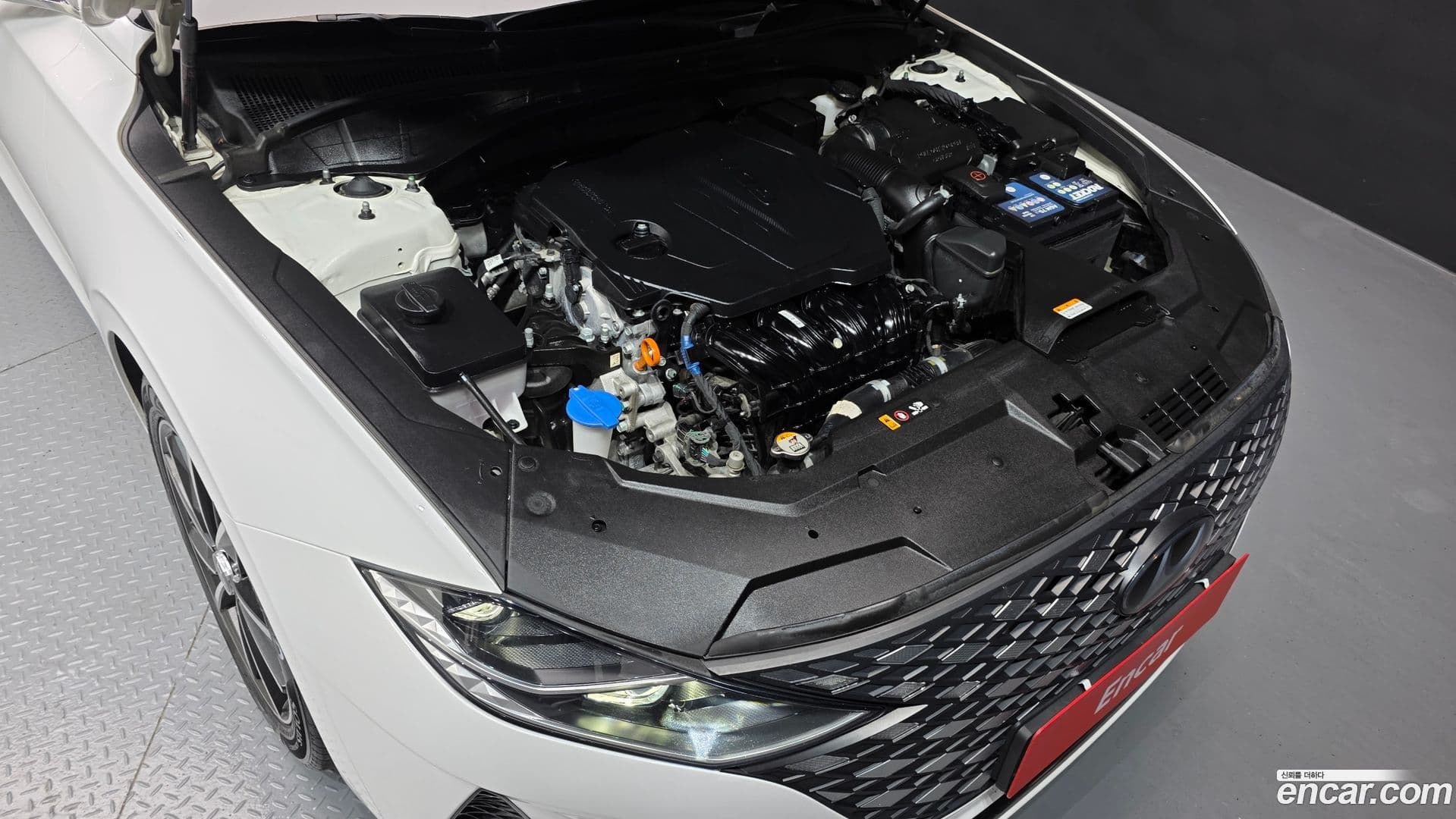 Main__Slider__Photo:Grandeur Hyundai 2020.7-5
