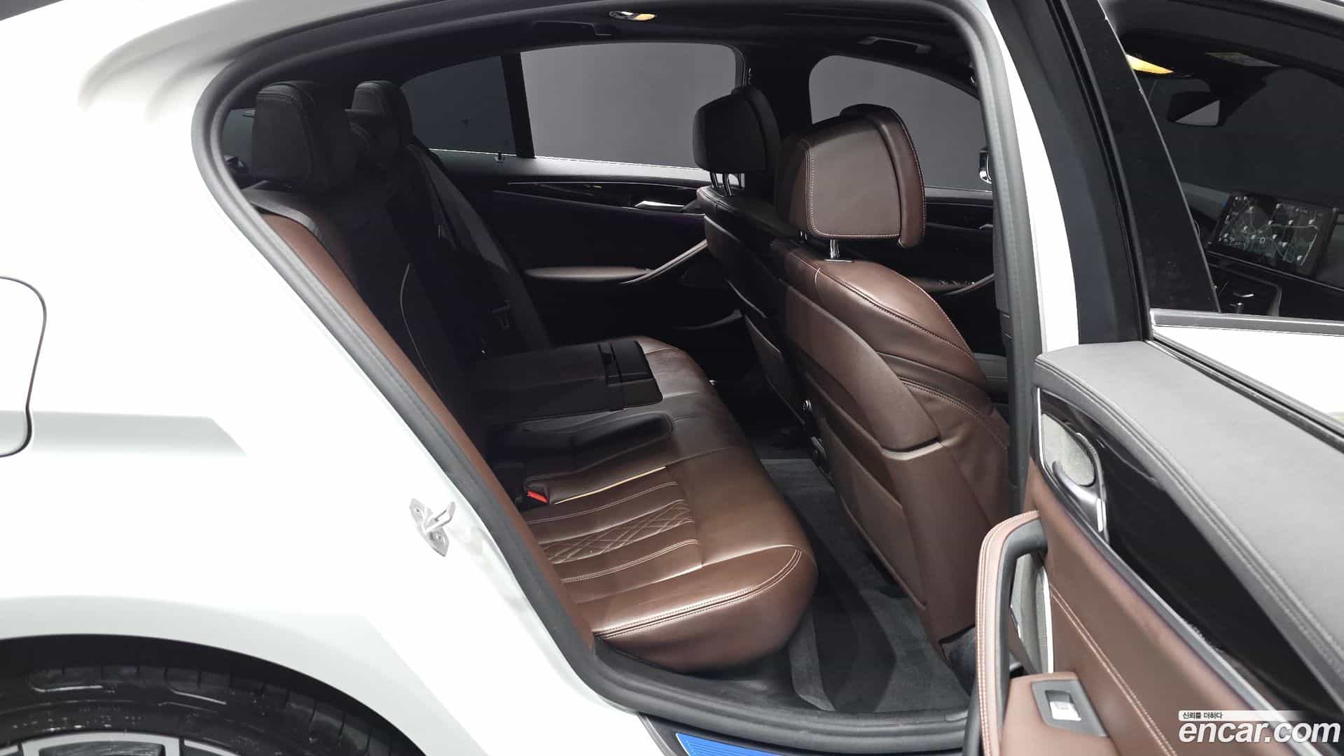 5-Series BMW 2021.3-OPTION-016
