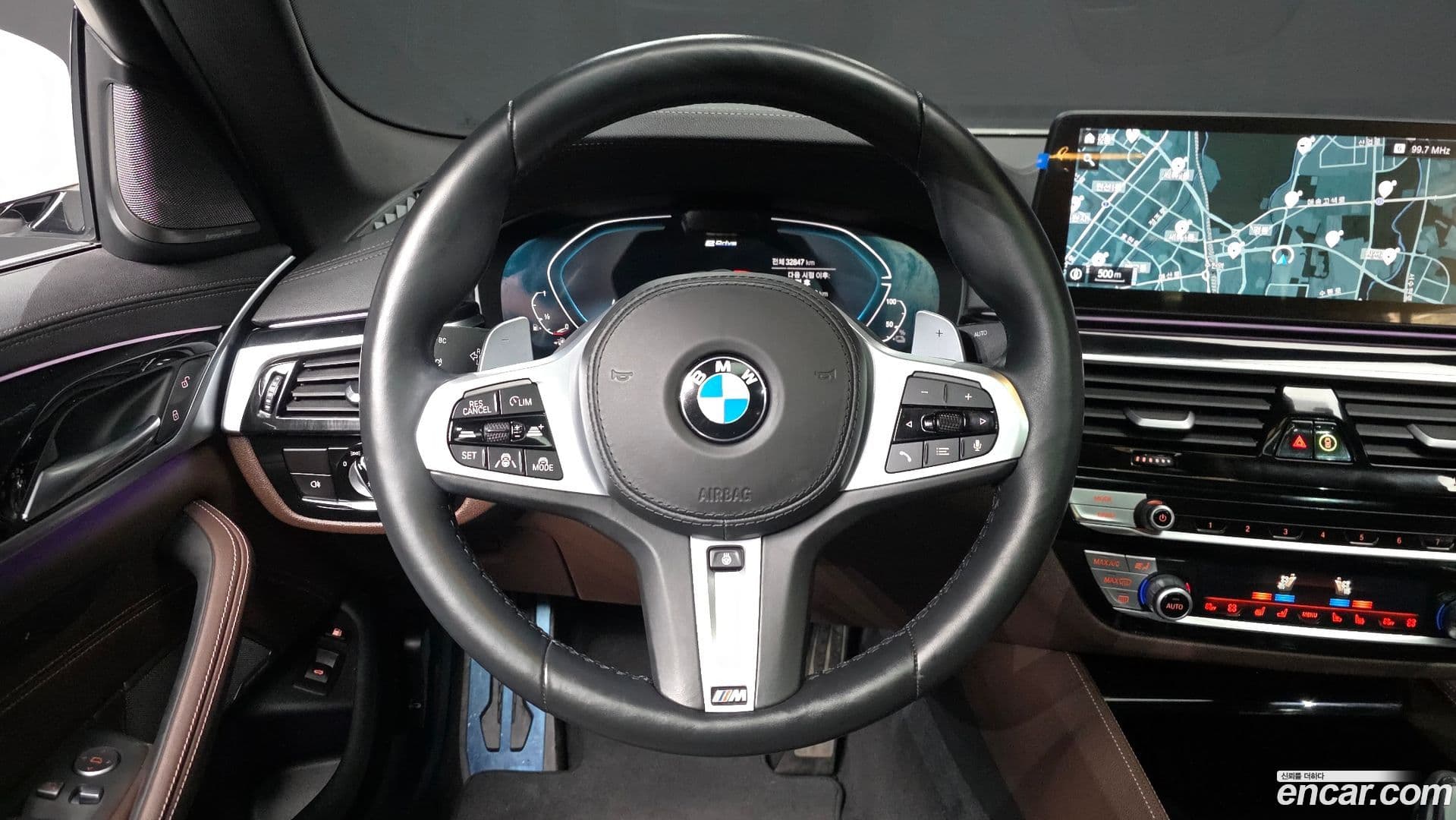 Main__Slider__Photo:5-Series BMW 2021.3-12