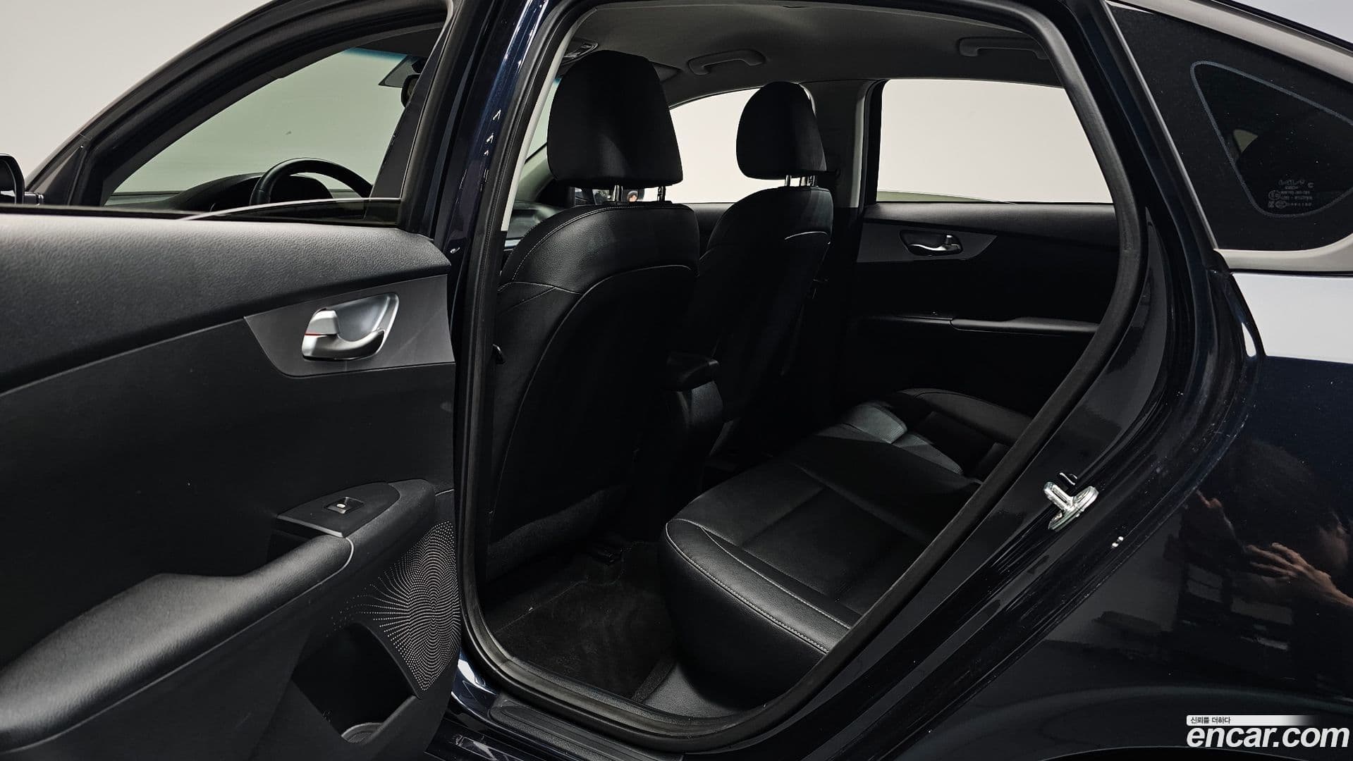 Main__Slider__Photo:K3 Kia 2021.6-10
