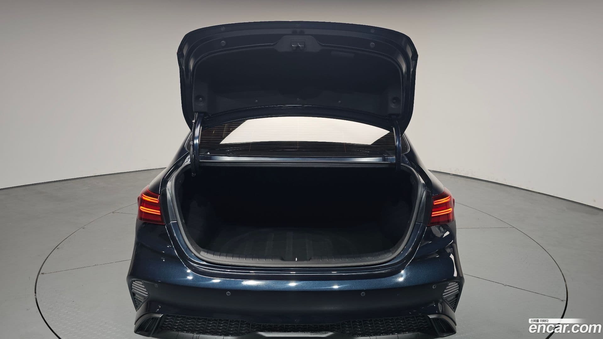 Main__Slider__Photo:K3 Kia 2021.6-19