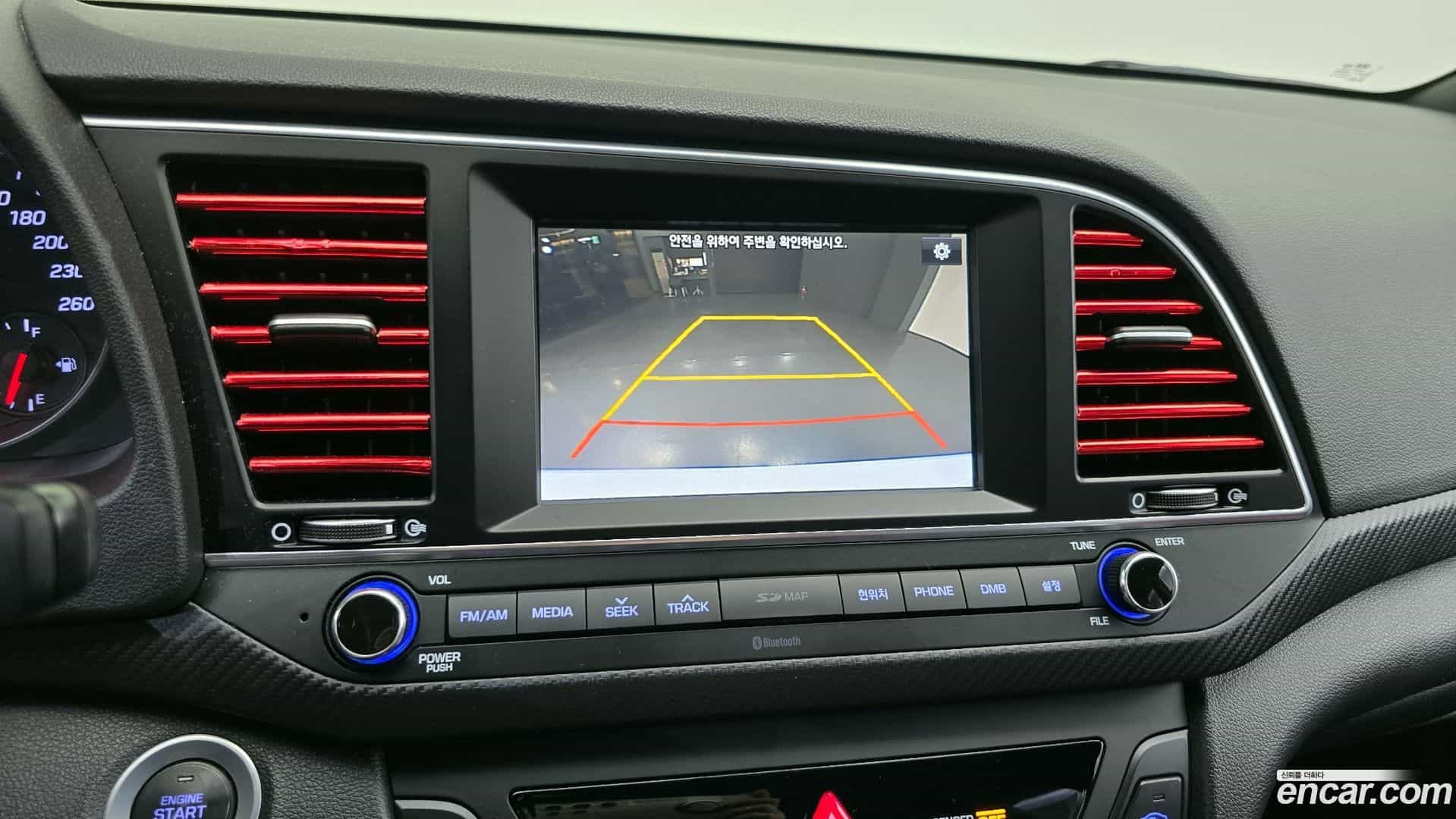AVANTE Hyundai 2016.6-OPTION-019