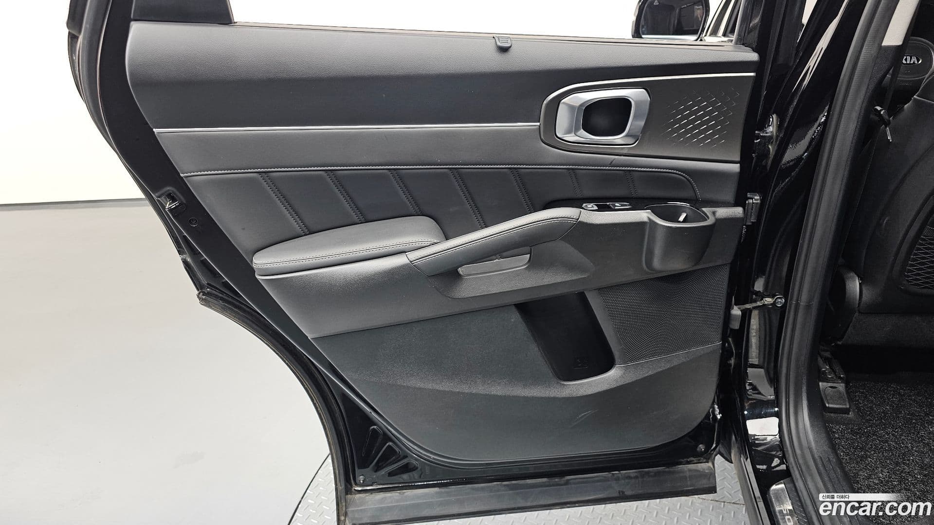 Main__Slider__Photo:Sorento Kia 2020.10-24