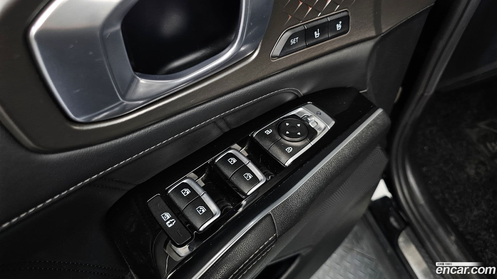 Main__Slider__Photo:Sorento Kia 2020.10-36