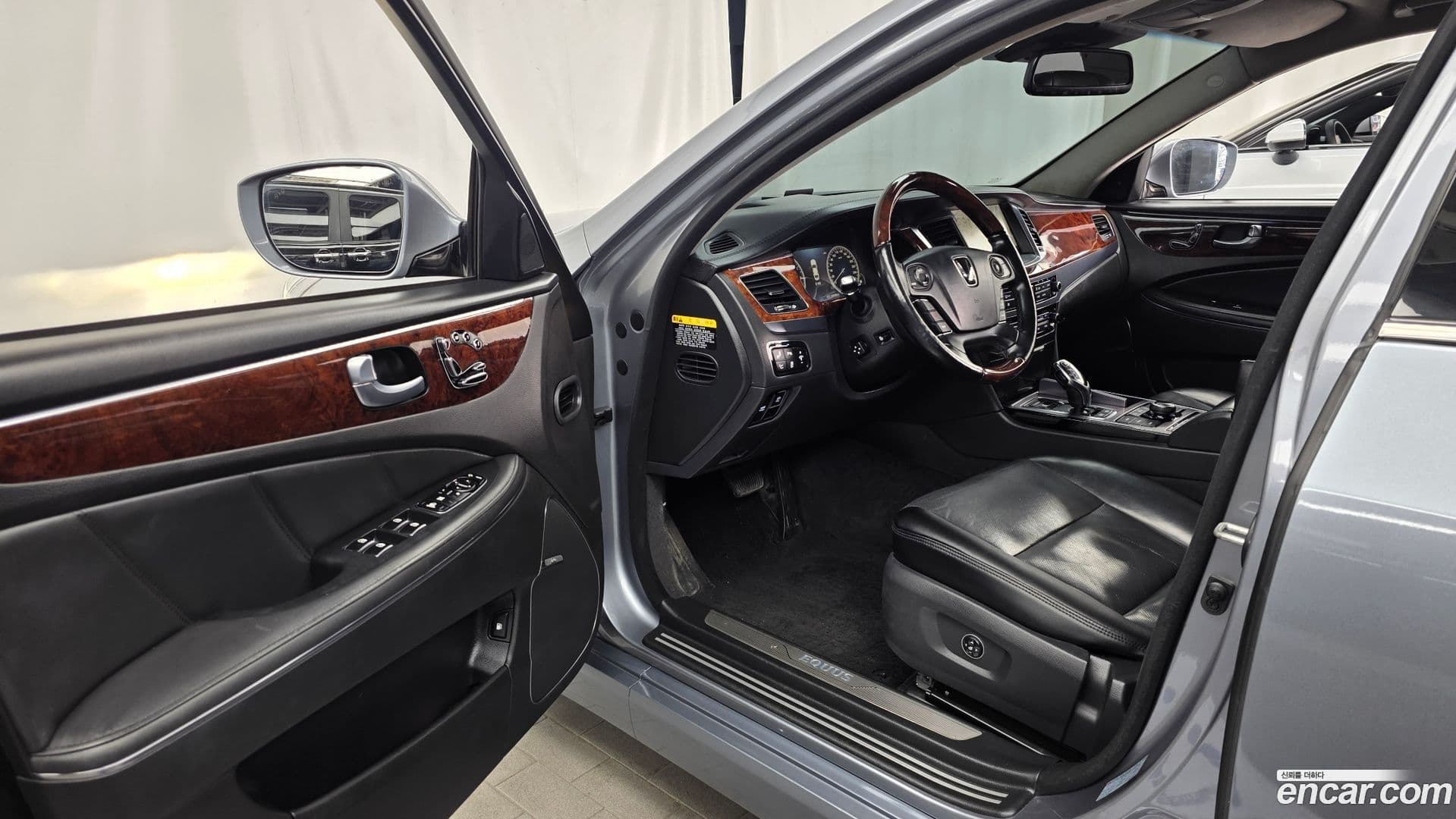 Main__Slider__Photo:Equus Hyundai 2013.10-9