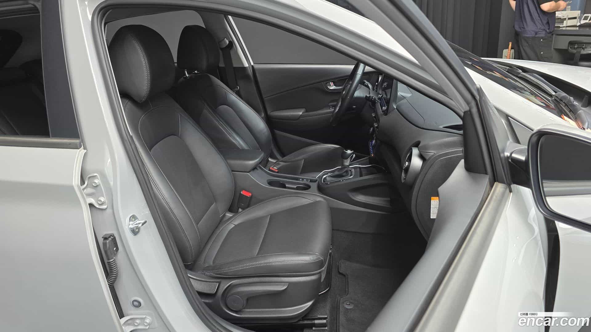 Kona Hyundai 2021.2-OPTION-016