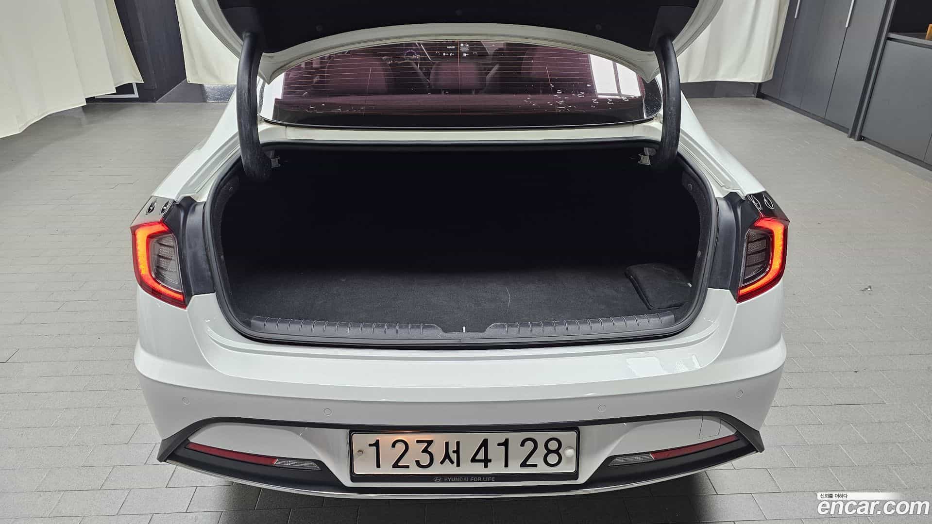 Sonata Hyundai 2019.3-OPTION-024