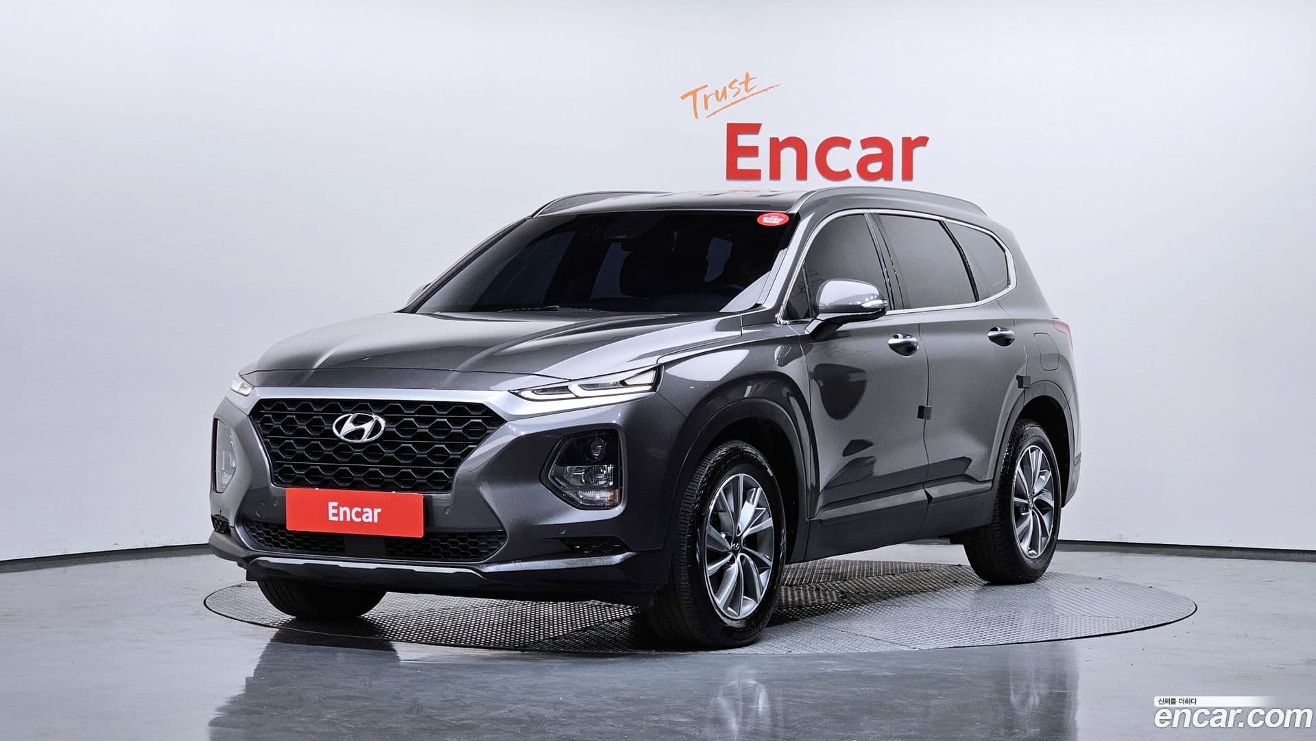 Main__Slider__Photo:Santafe Hyundai 2018.11-0