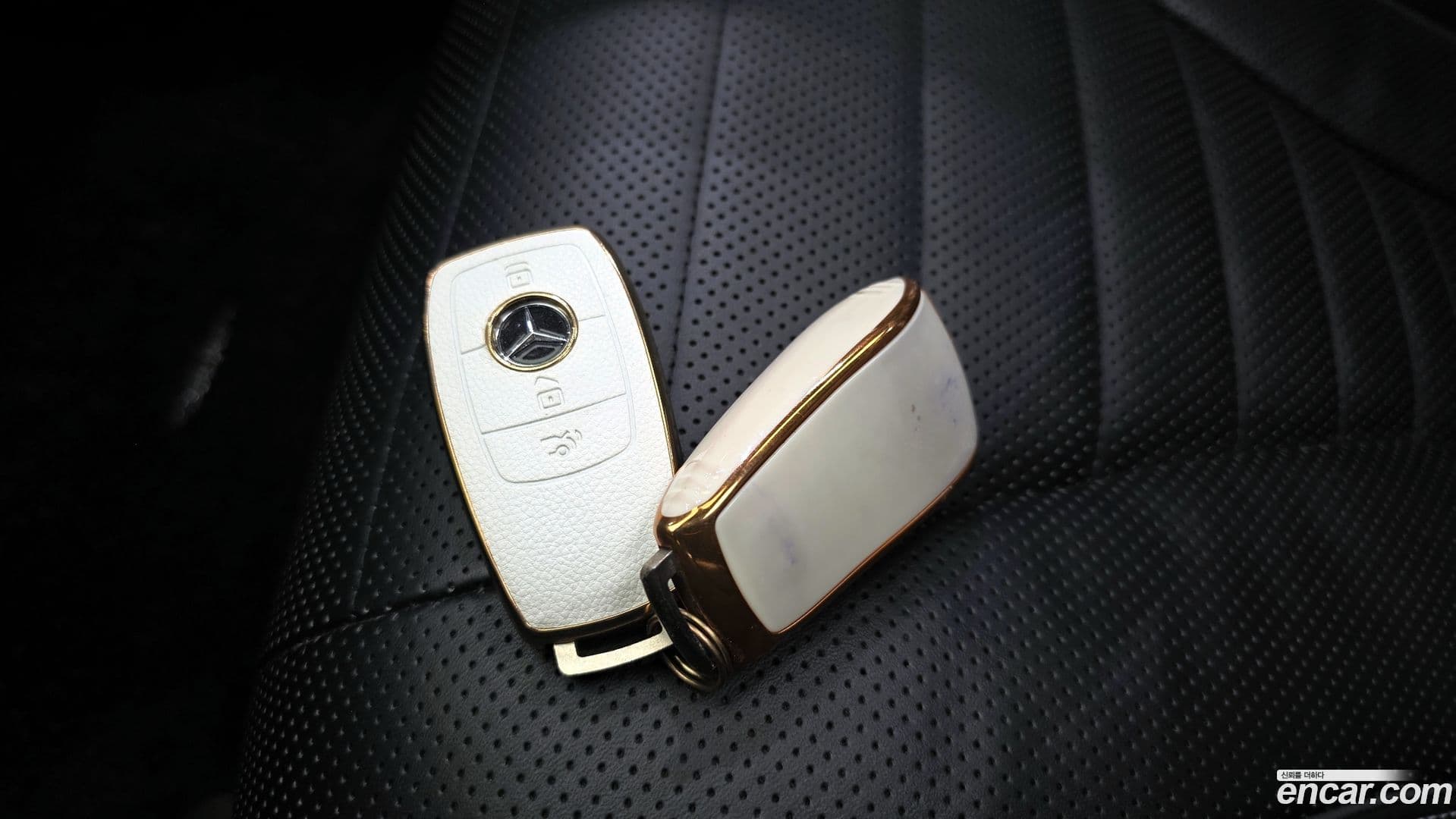 Main__Slider__Photo:S-Class Mercedes-Benz 2020.11-27