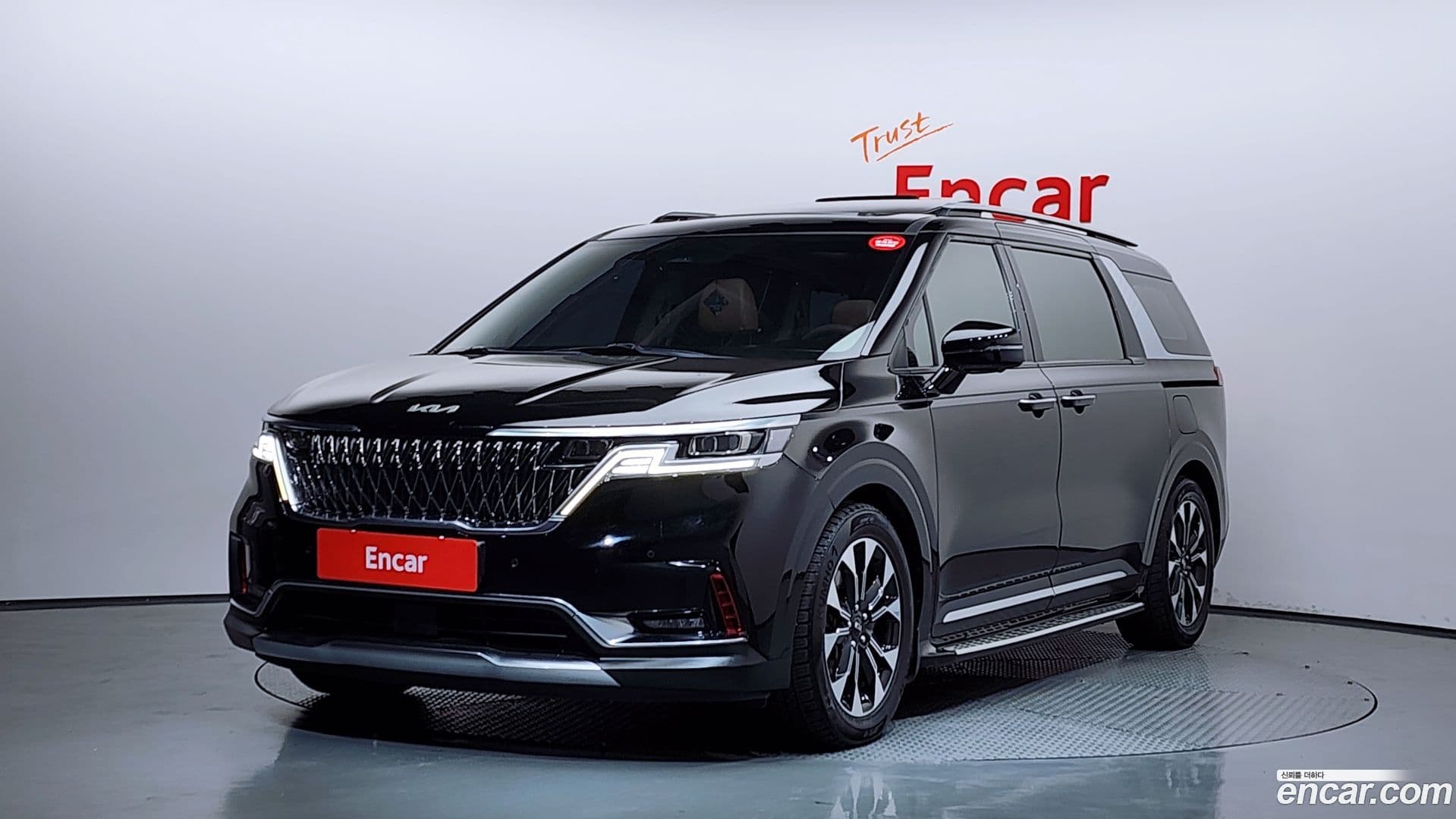 Main__Slider__Photo:Canival Kia 2021.0-0