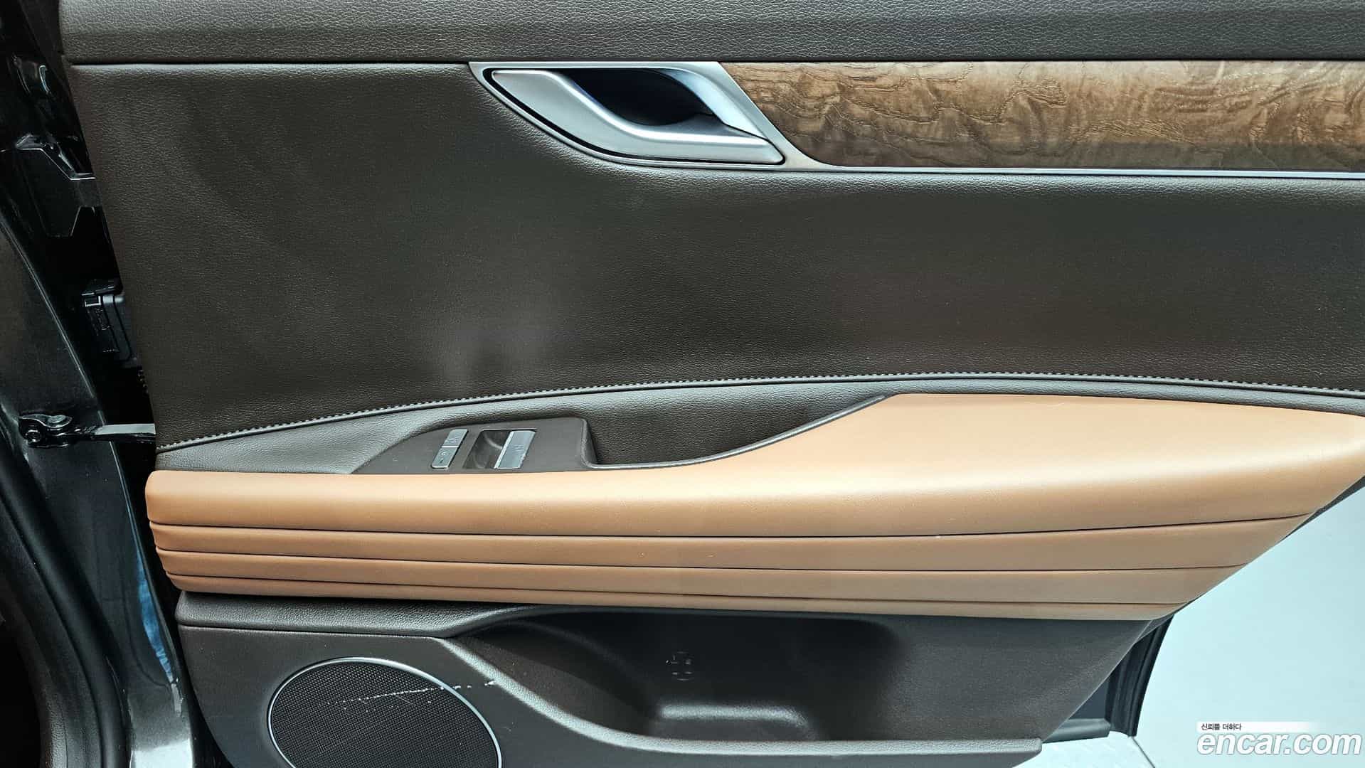 G80 Genesis 2022.5-INNER-034