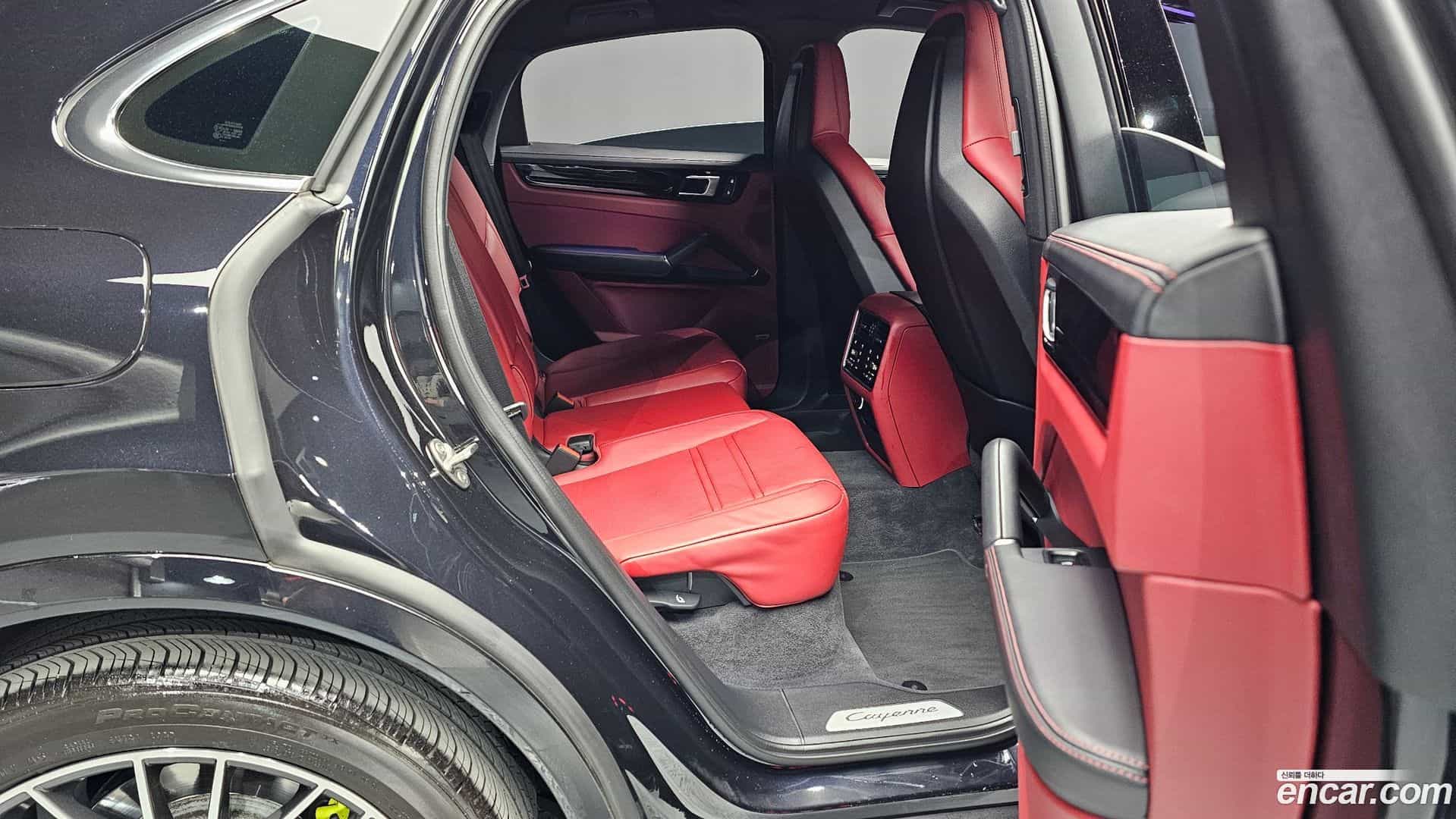 Cayenne Porsche 2022.1-OPTION-016