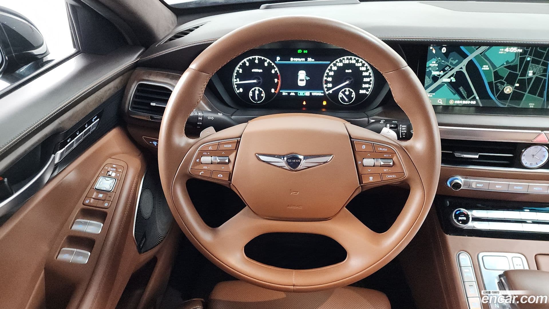 Main__Slider__Photo:G90 Genesis 2020.10-14