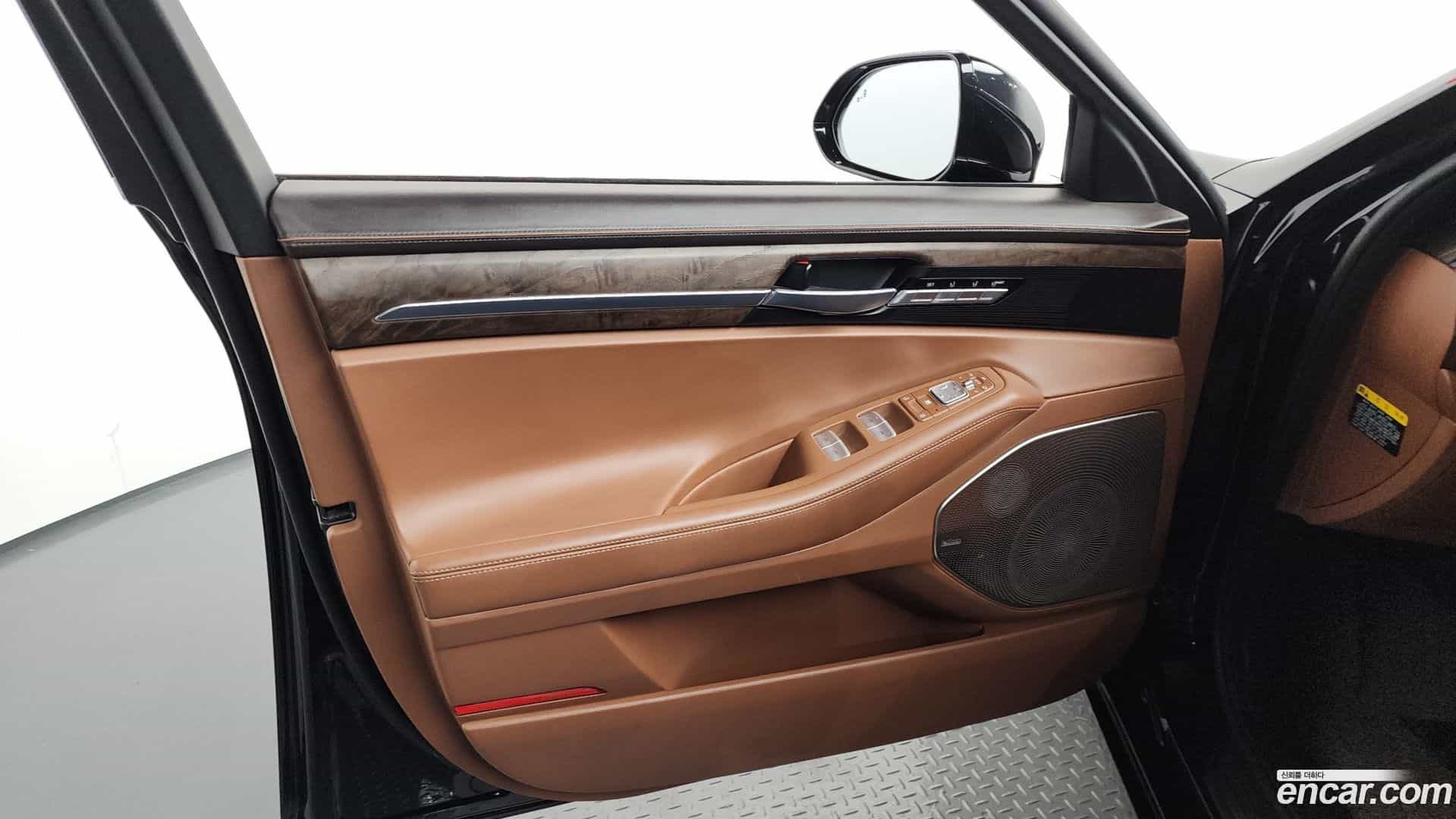 G90 Genesis 2020.10-INNER-034