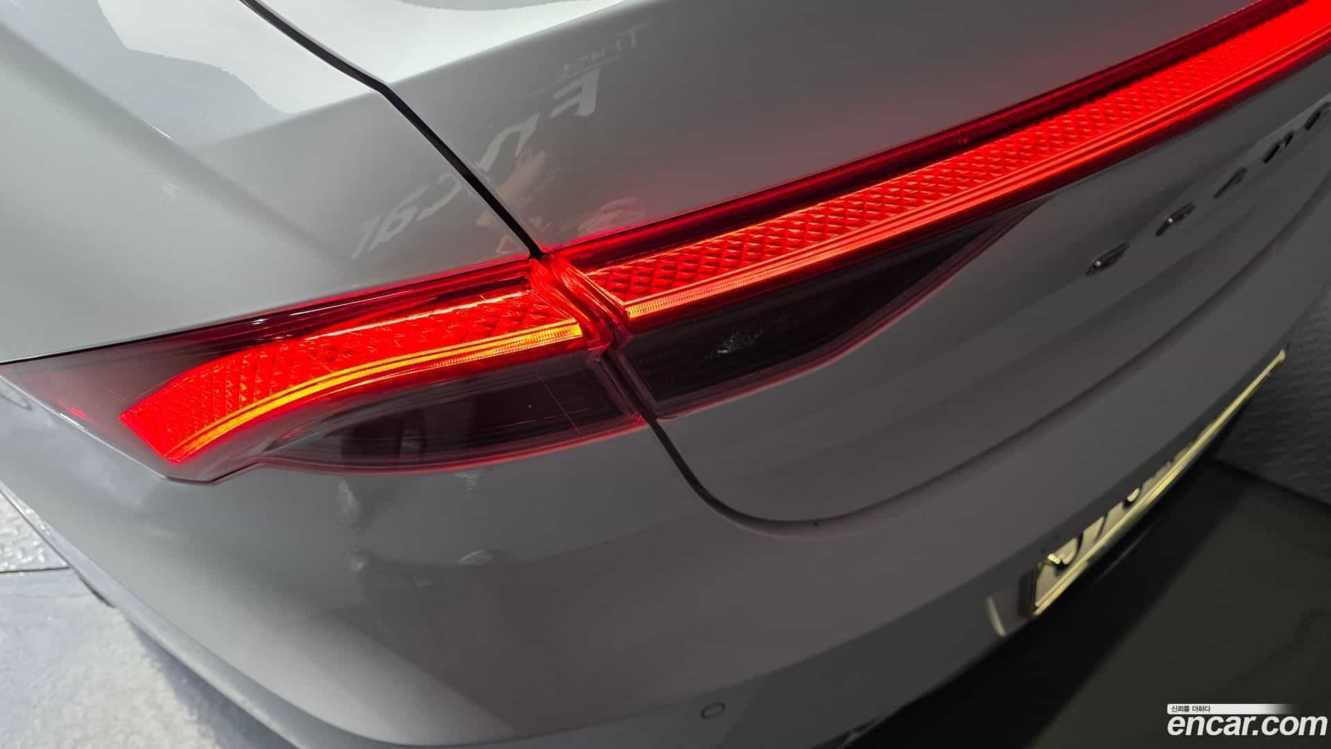 Grandeur Hyundai 2022.2-OUTER-033
