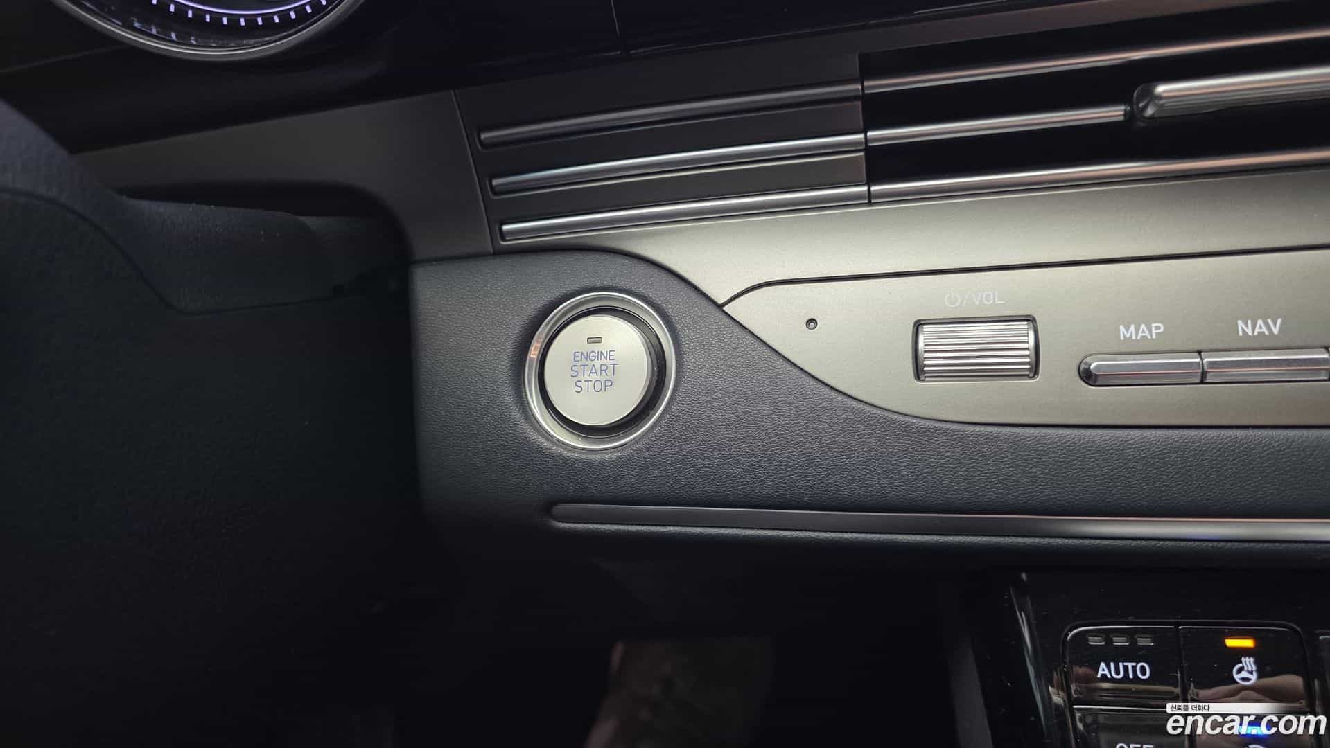 Grandeur Hyundai 2022.2-OPTION-042