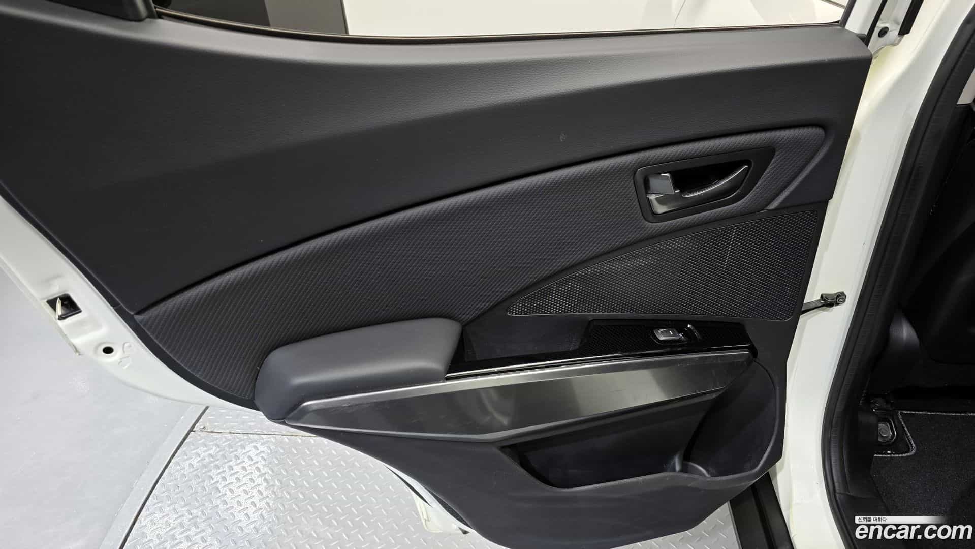 TIBOLI KG Mobility 2021.2-INNER-035
