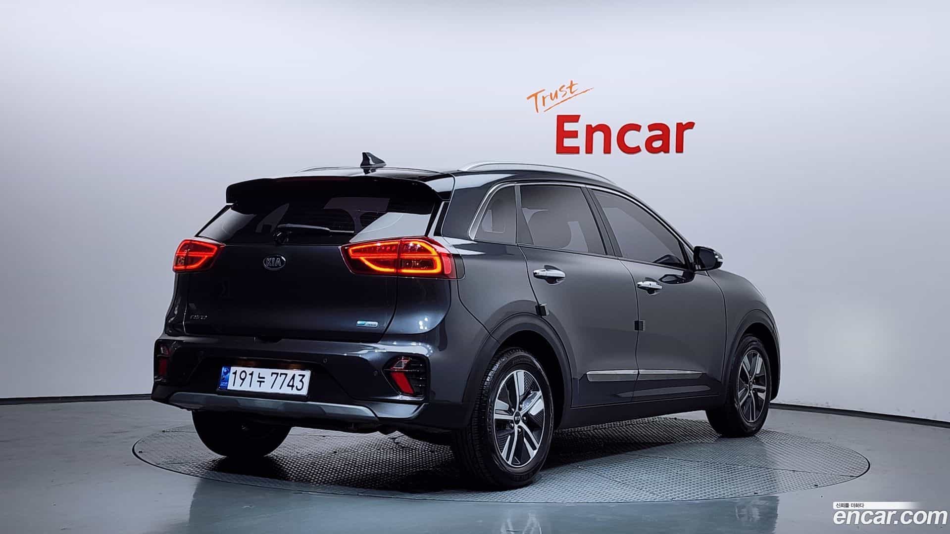 Niro Kia 2021.2-OUTER-002