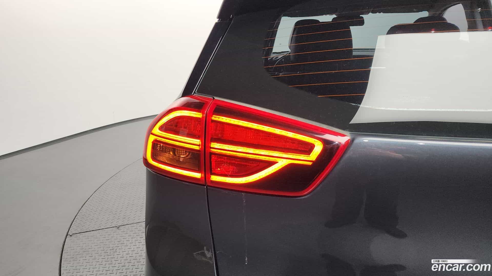 Niro Kia 2021.2-OUTER-033