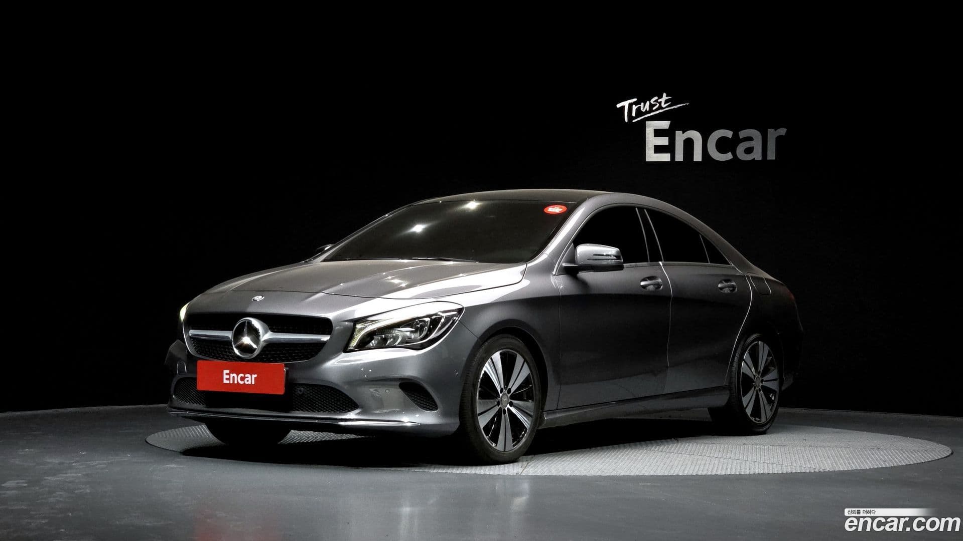 Main__Slider__Photo:CLA-Class Mercedes-Benz 2016.10-0