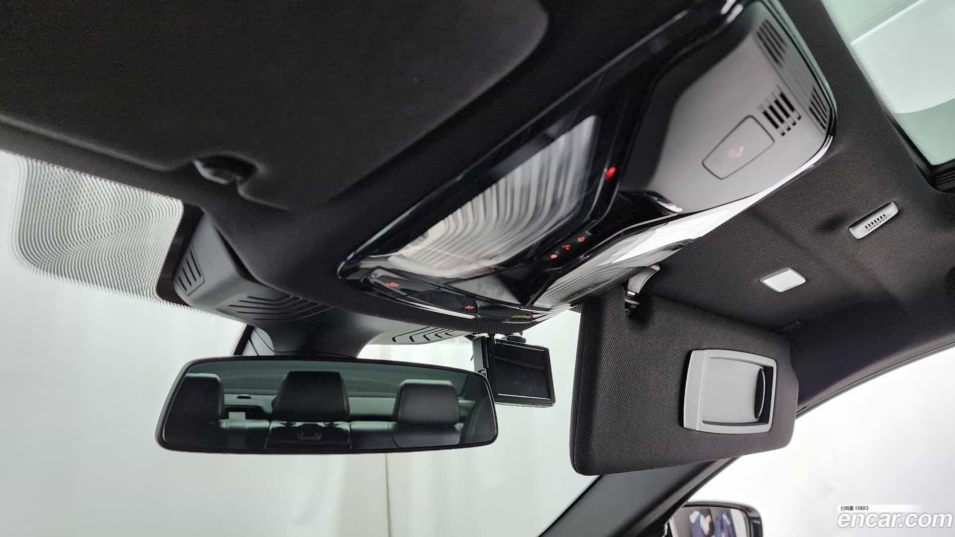 5-Series BMW 2018.0-INNER-036
