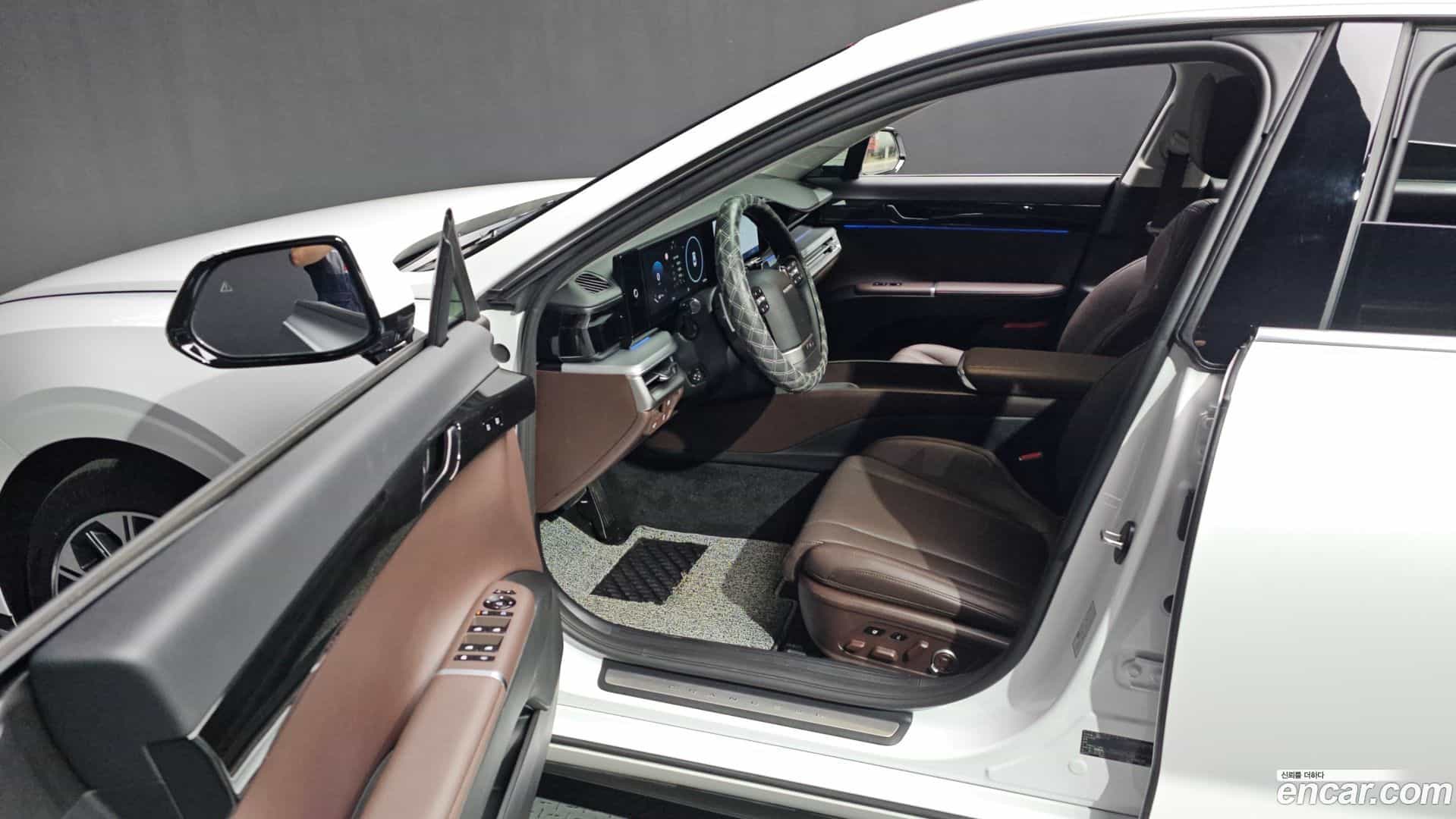 Grandeur Hyundai 2024.3-INNER-010